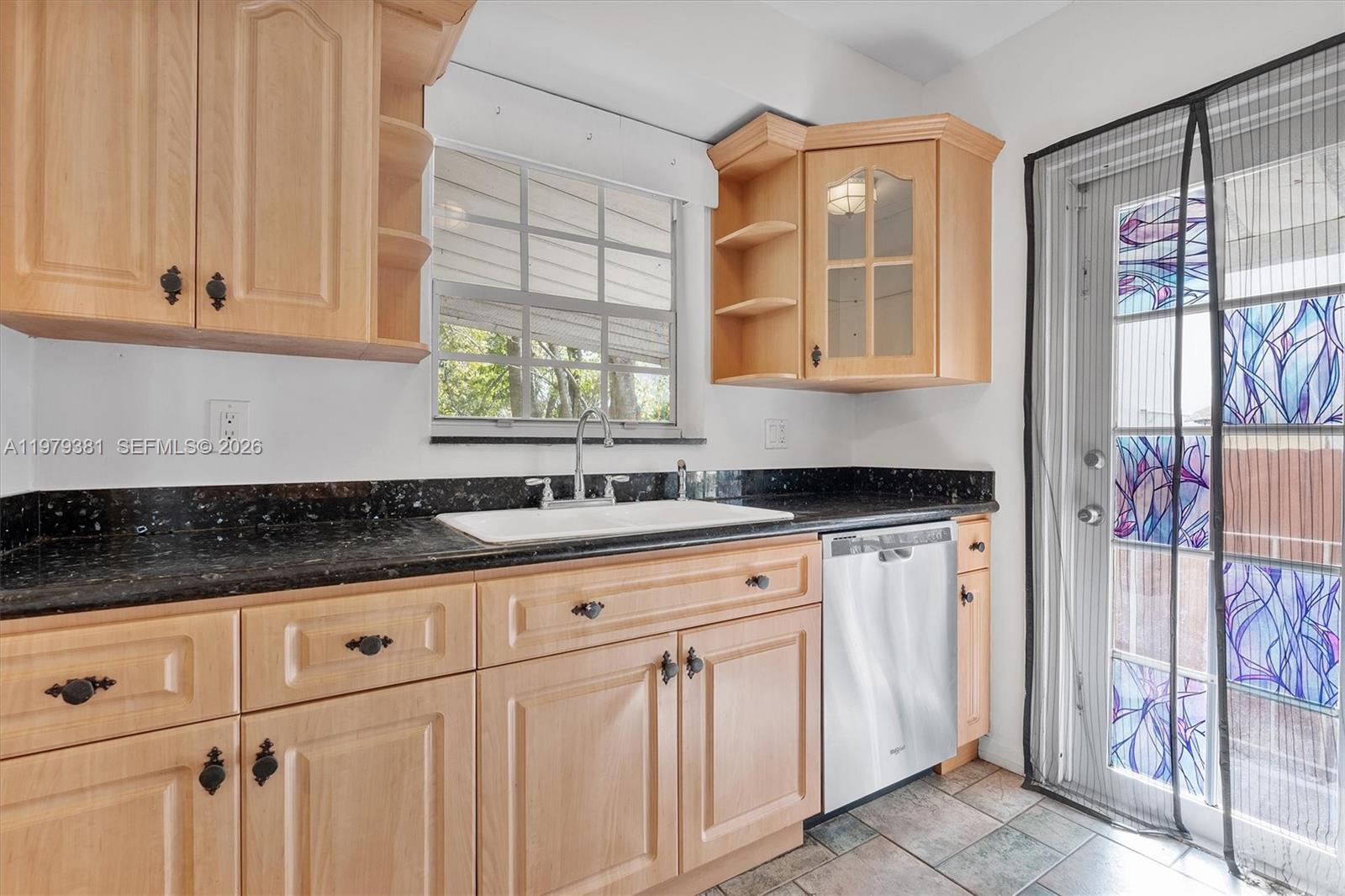 GRAPELAND PARK - Residential