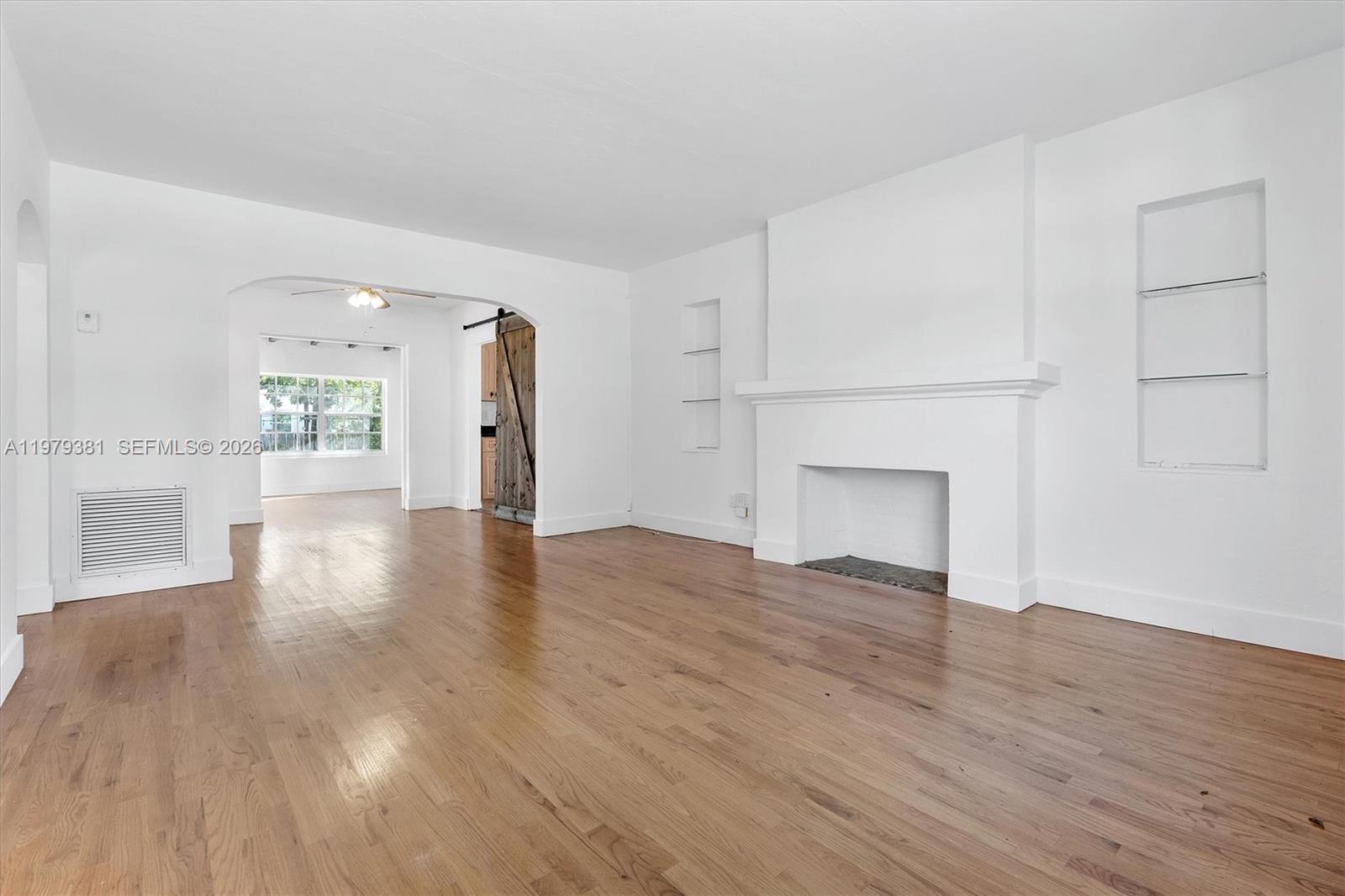 GRAPELAND PARK - Residential