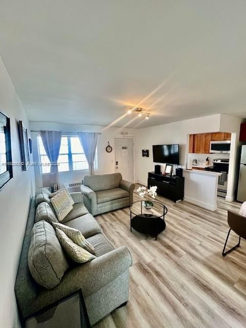 7904 West Dr 1008 North Bay Village FL 33141
