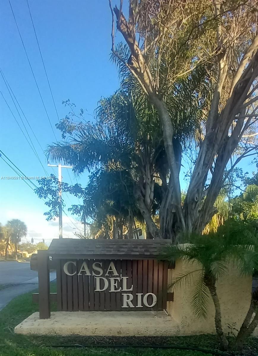 CASA DEL RIO CONDO - Residential Lease