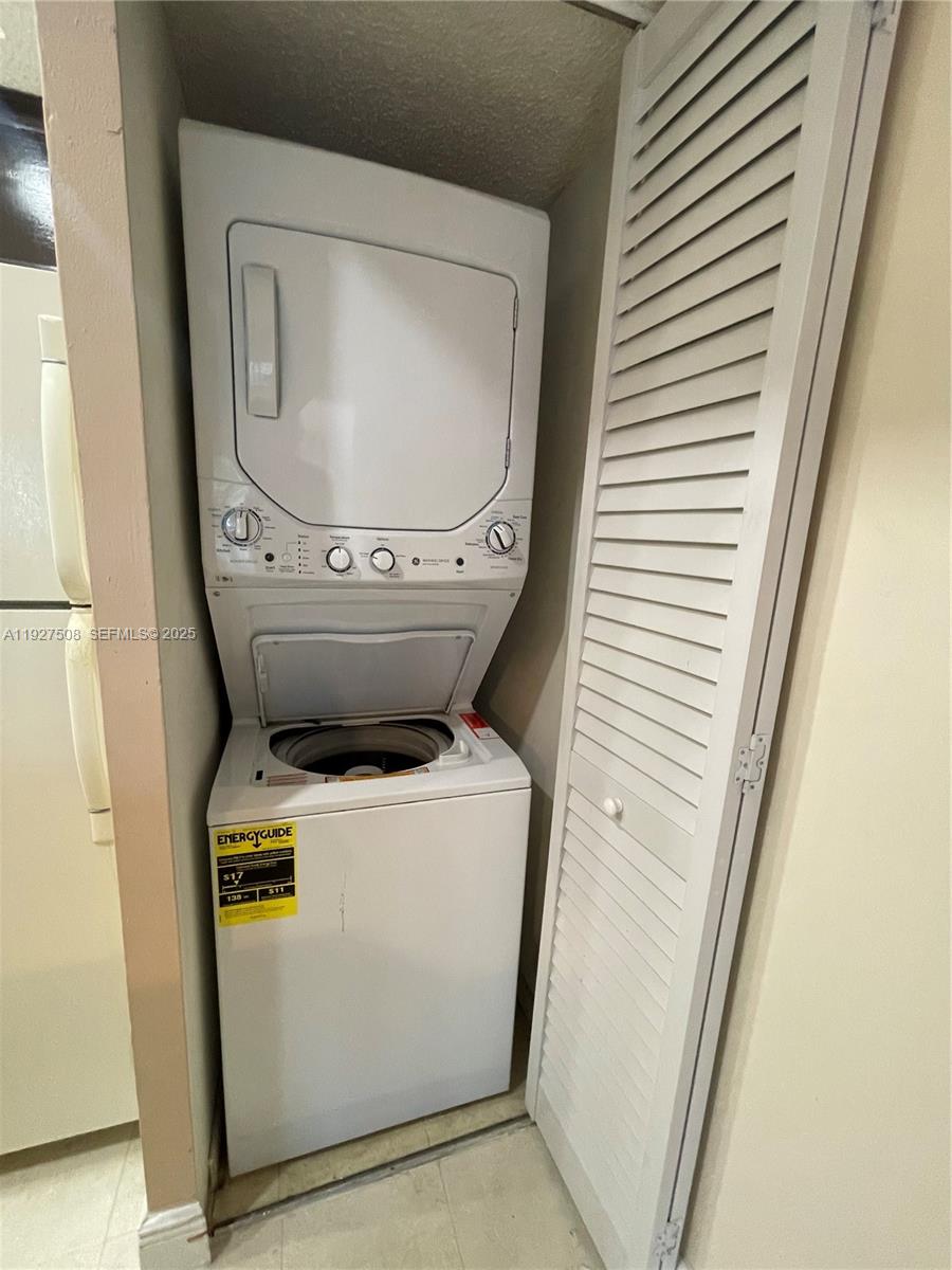 SUN VISTA GARDENS CONDO - Residential Lease