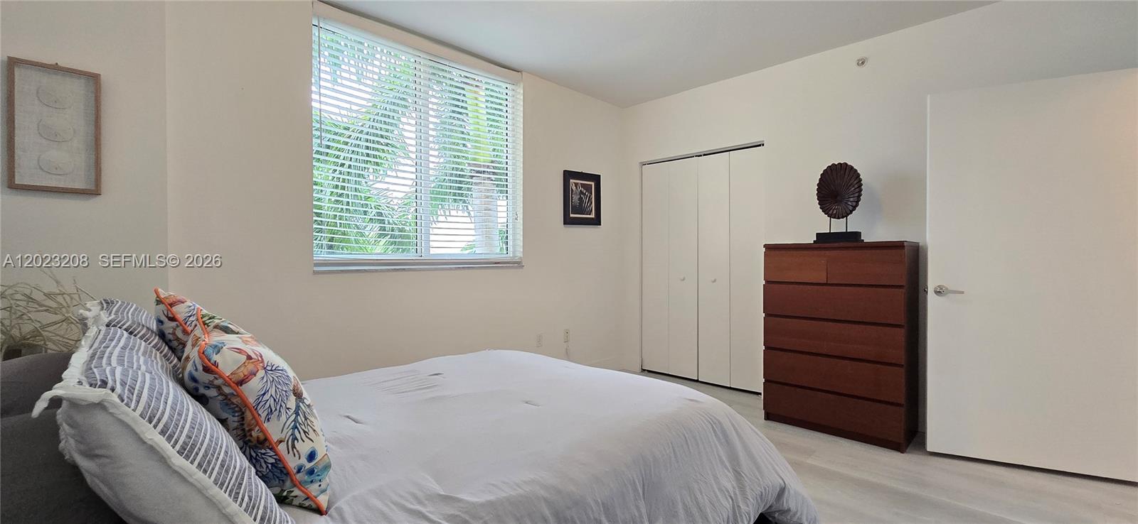 VENTURE AT AVENTURA WEST - Residential