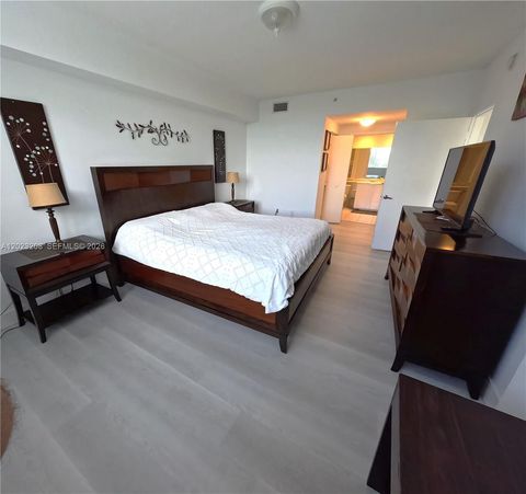 Tiny photo for 2775 NE 187th St #314, Aventura, FL 33180 (MLS # A12023208)