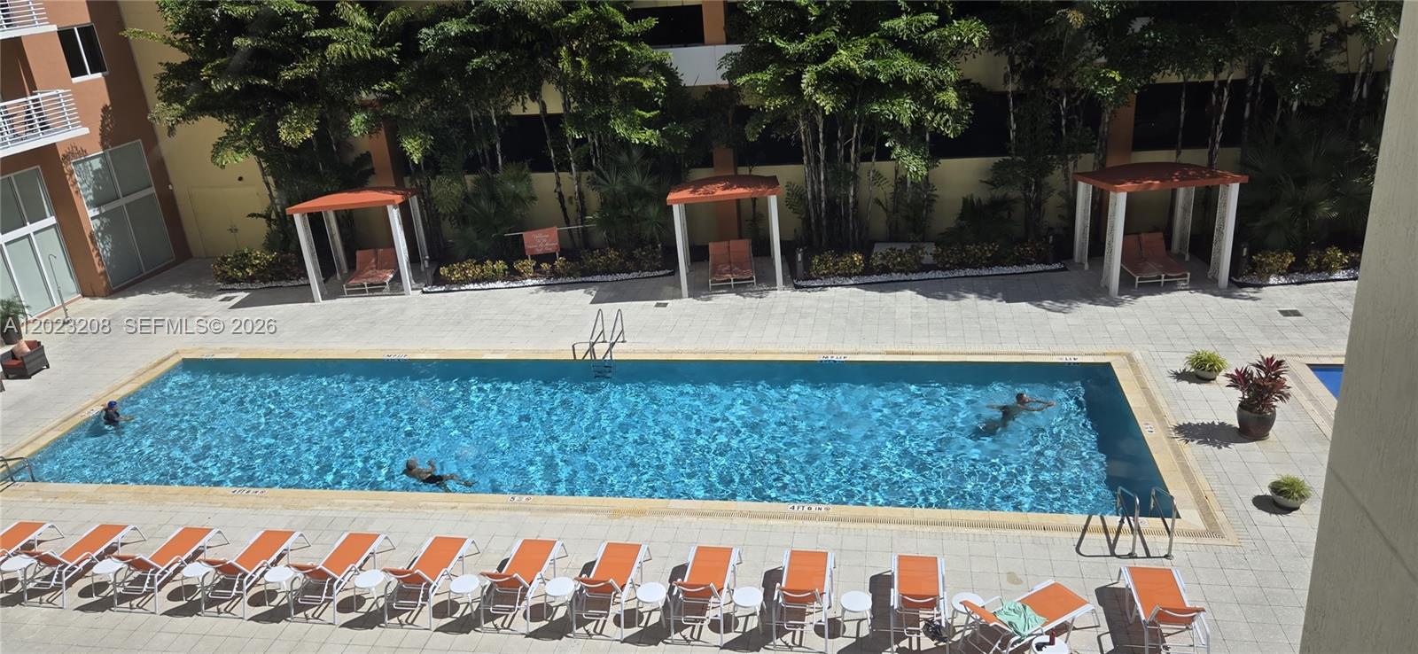 VENTURE AT AVENTURA WEST - Residential