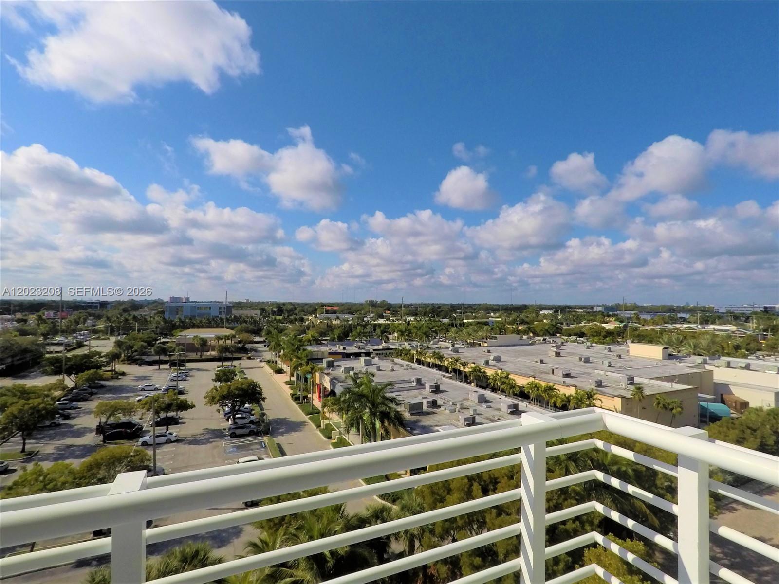 VENTURE AT AVENTURA WEST - Residential