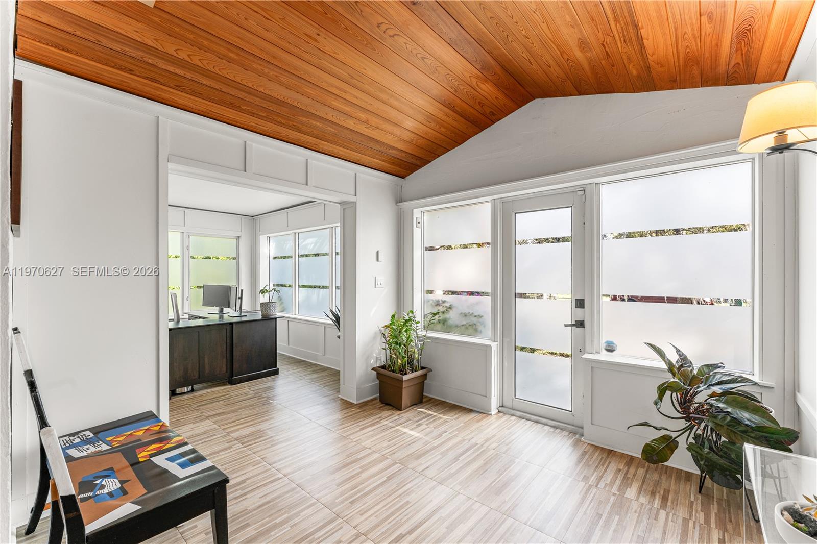 NORTH SHORE CREST - Residential