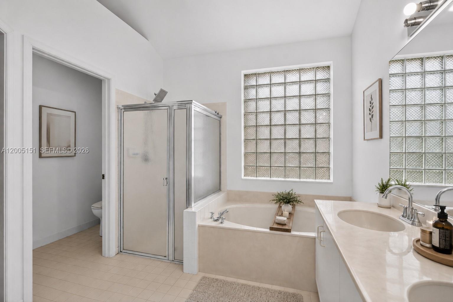 EMBASSY LAKES PHASE II - Residential