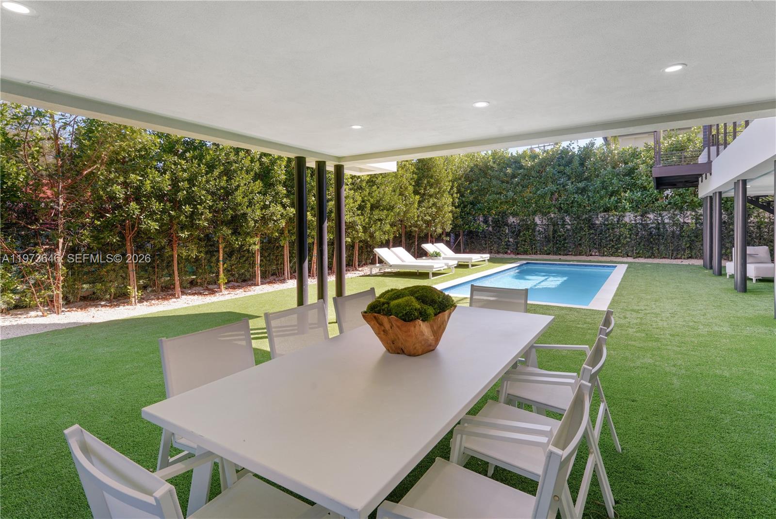 TROPICAL ISLE HOMES SUB 4 - Residential