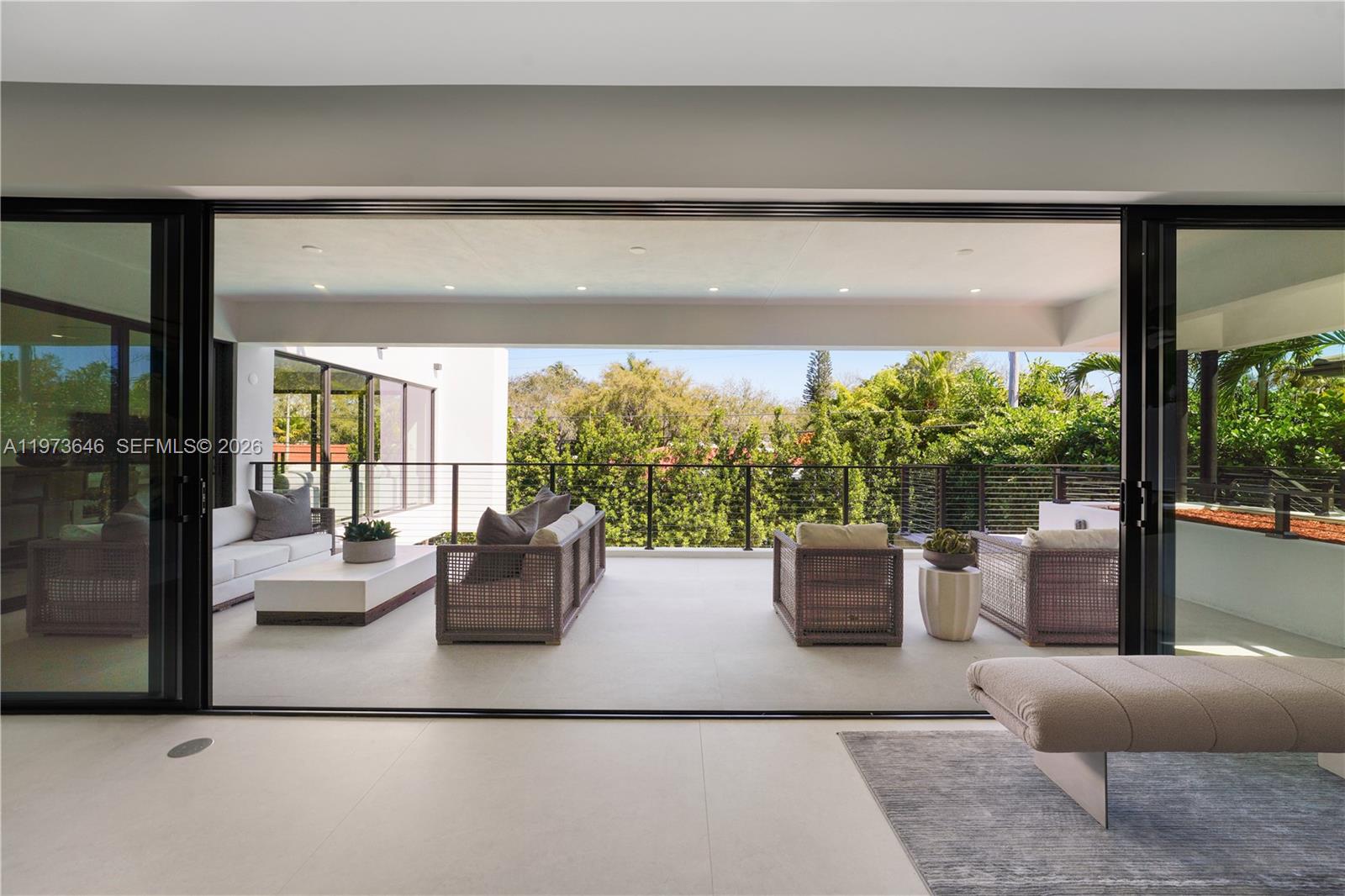 TROPICAL ISLE HOMES SUB 4 - Residential