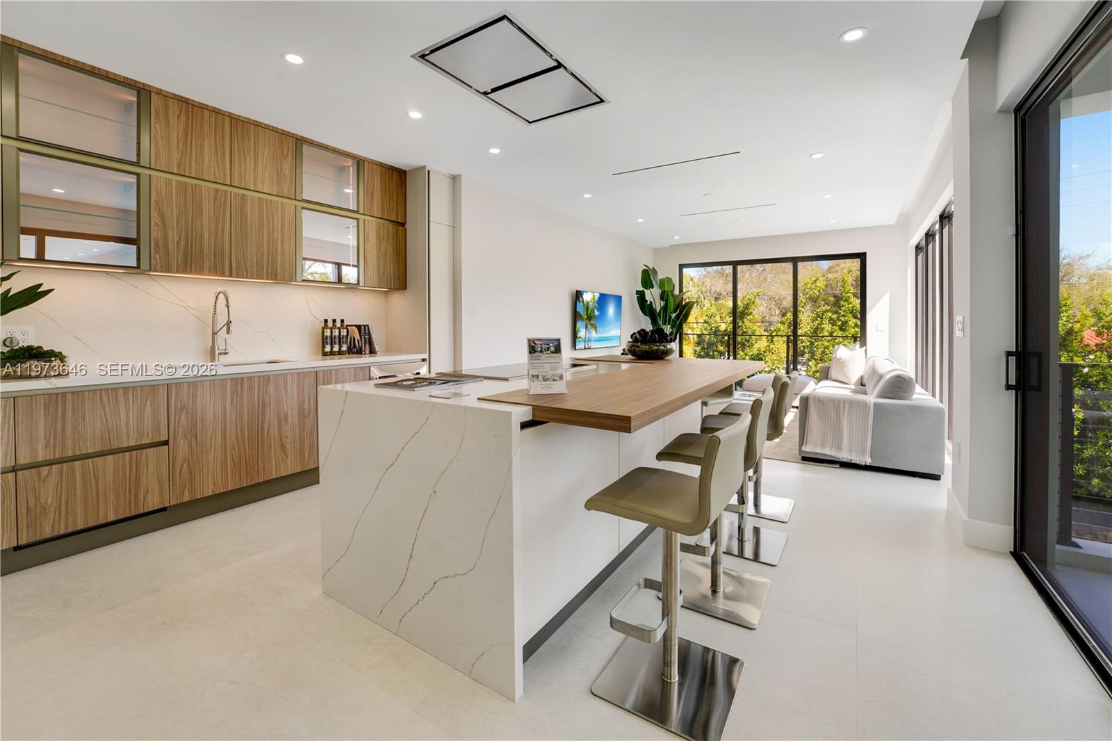 TROPICAL ISLE HOMES SUB 4 - Residential