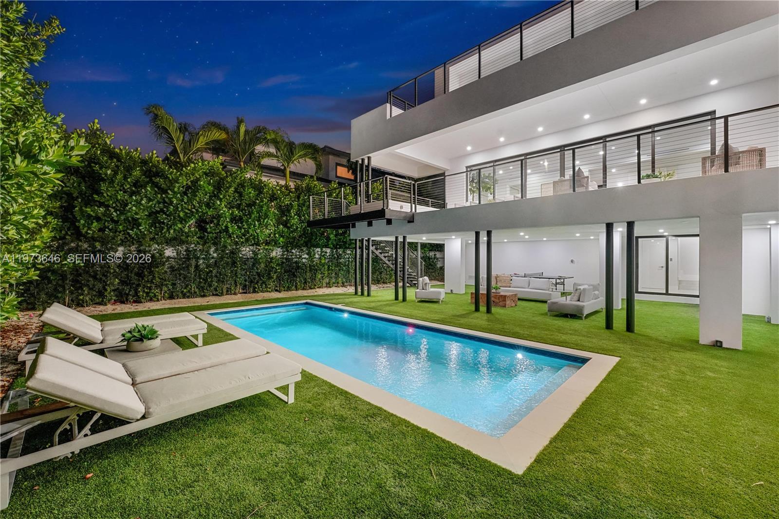 TROPICAL ISLE HOMES SUB 4 - Residential