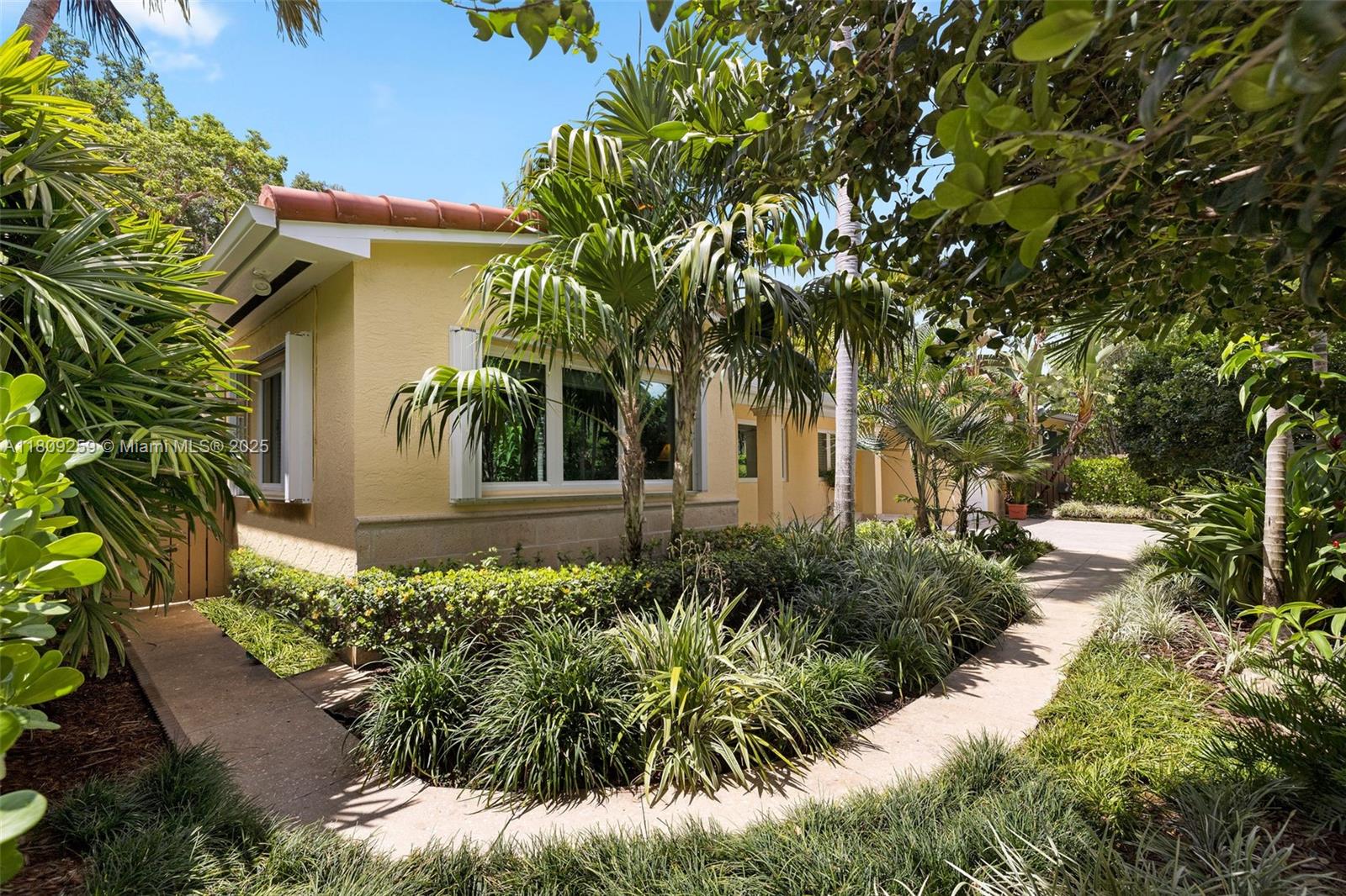 NATOMA MANORS - Residential