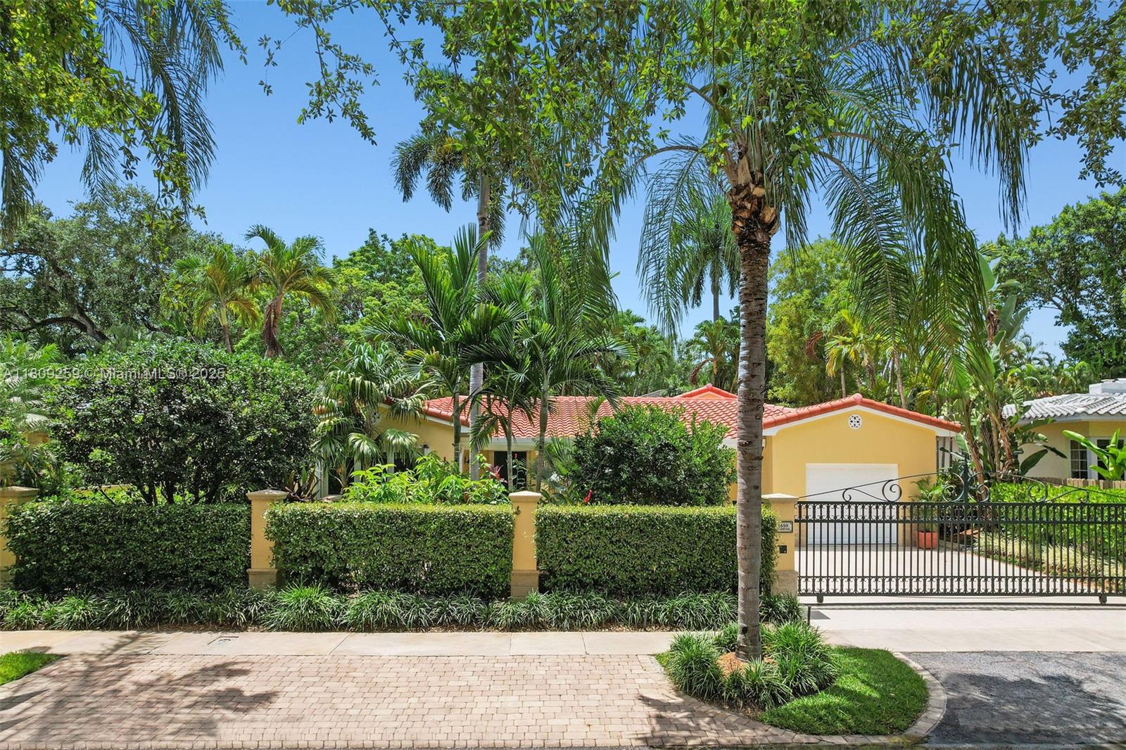 NATOMA MANORS - Residential