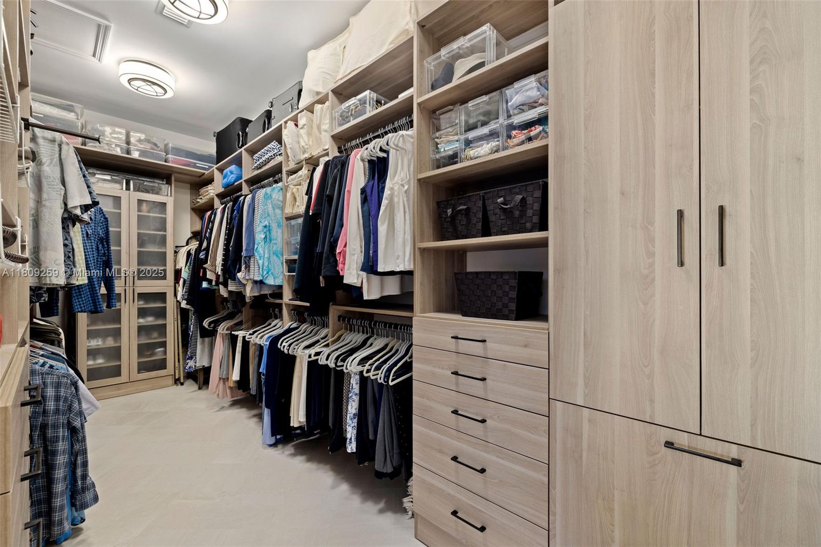 NATOMA MANORS - Residential