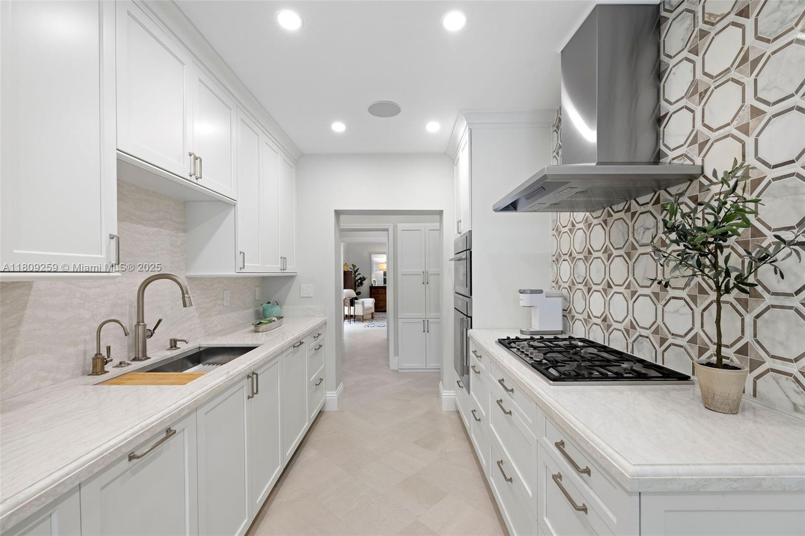 NATOMA MANORS - Residential