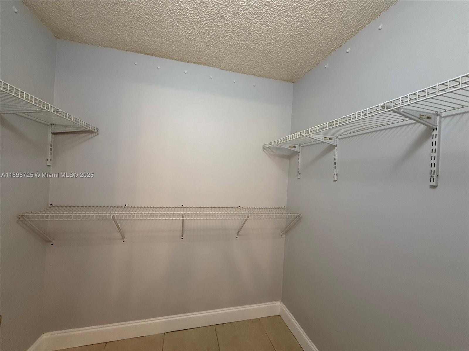 LAKESHORE CONDO #2 - Residential Lease