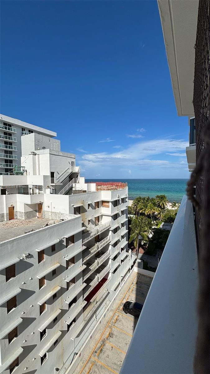 THE RIVIERA CONDO - Residential Lease