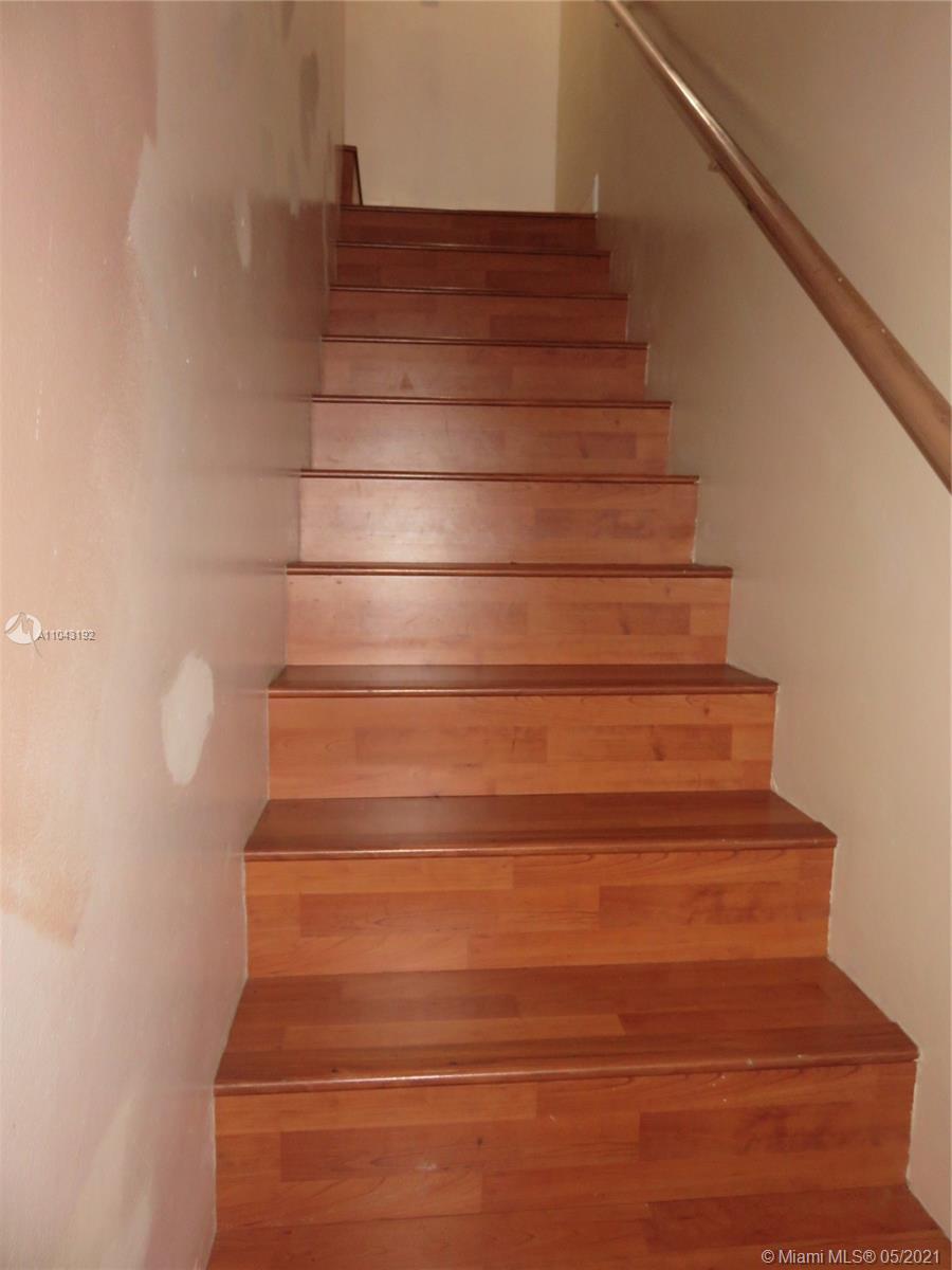 TARACOMA TOWNHOMES CONDO - Residential