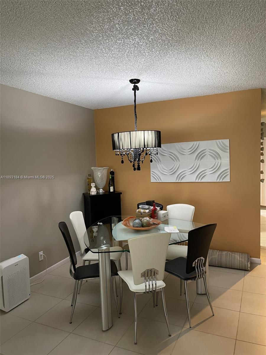PINES OF DELRAY NORTH CON - Residential Lease