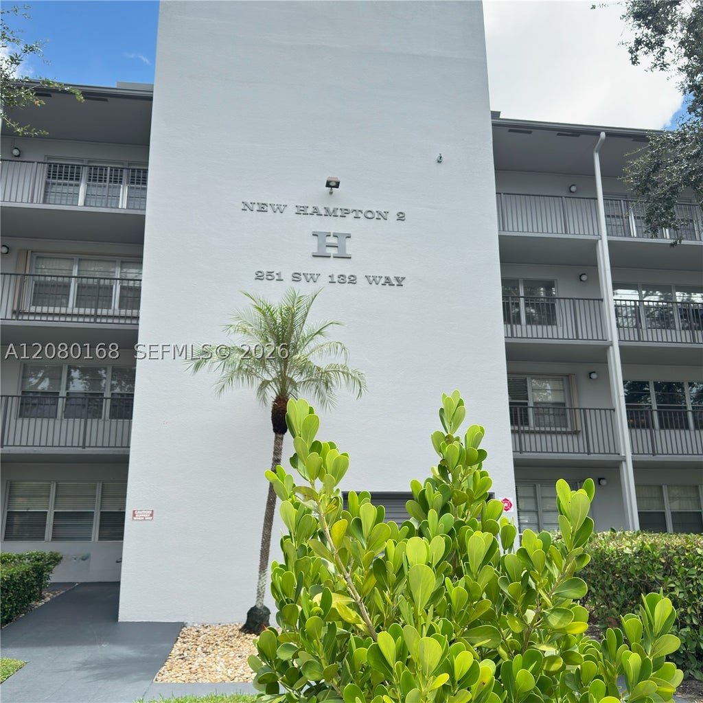Photo of 251 SW 132nd Way #206H, Pembroke Pines, FL 33027 (MLS # A12080168)