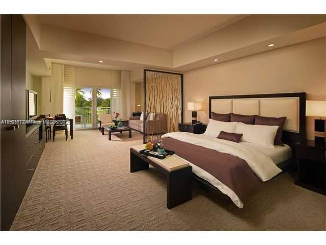 View photos, virtual tours, details... 5300 NW 87th Ave 306
