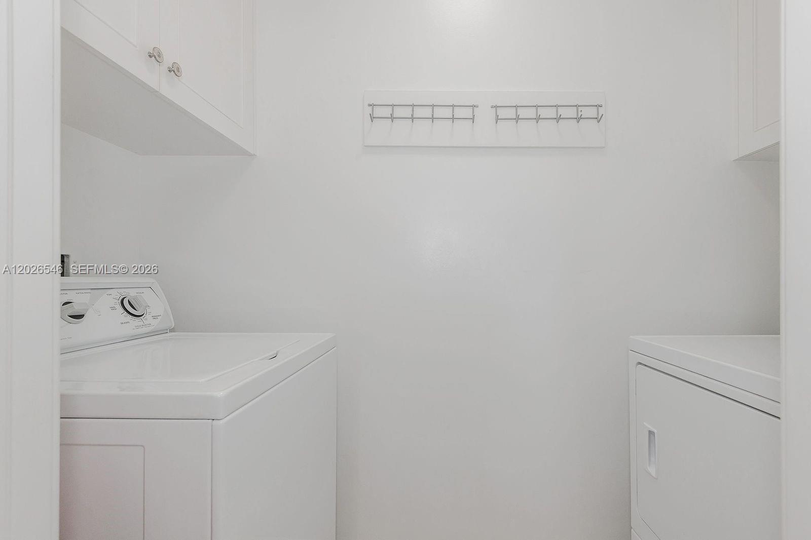 TIDES AT BRIDGESIDE SQUAR - Residential
