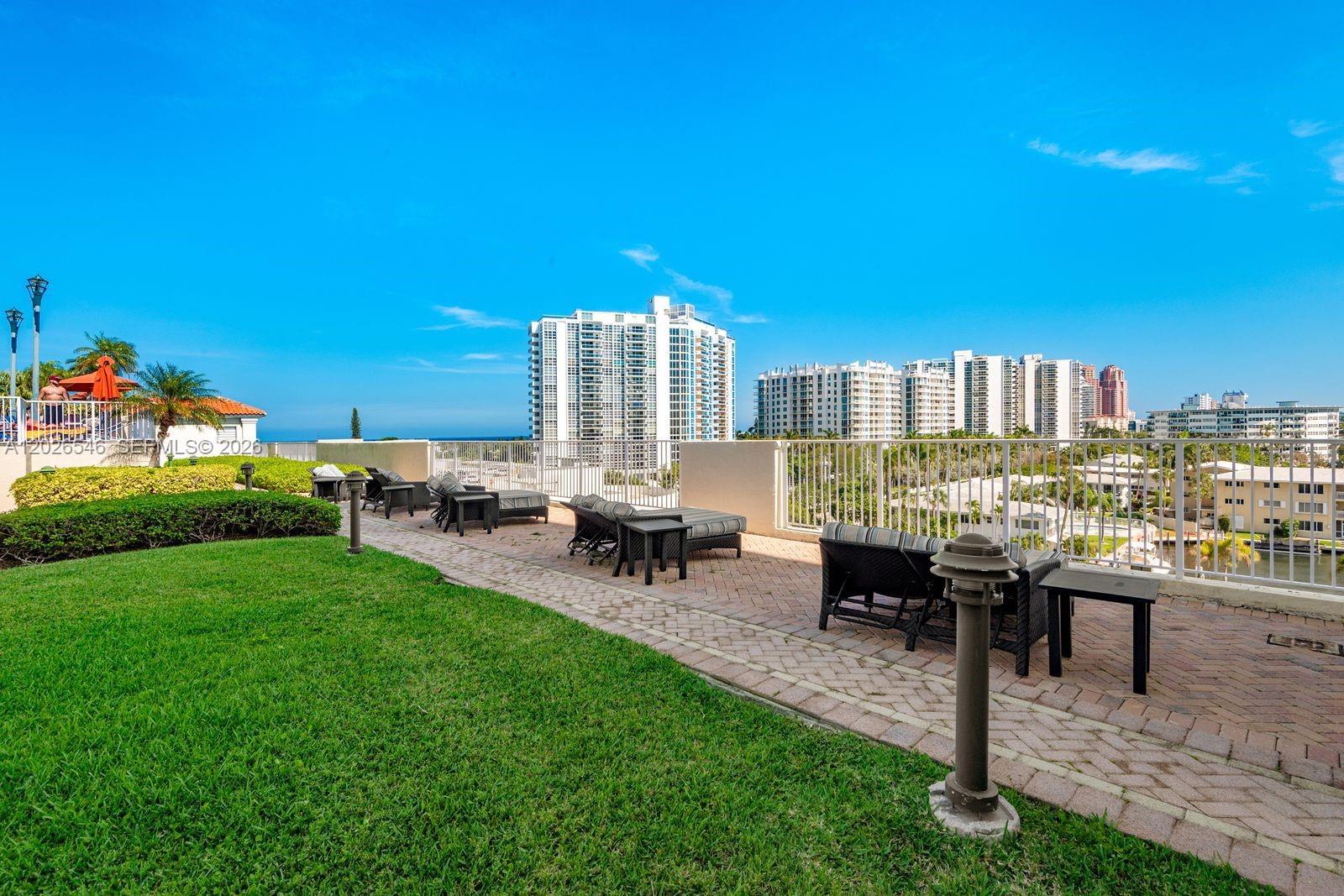 TIDES AT BRIDGESIDE SQUAR - Residential