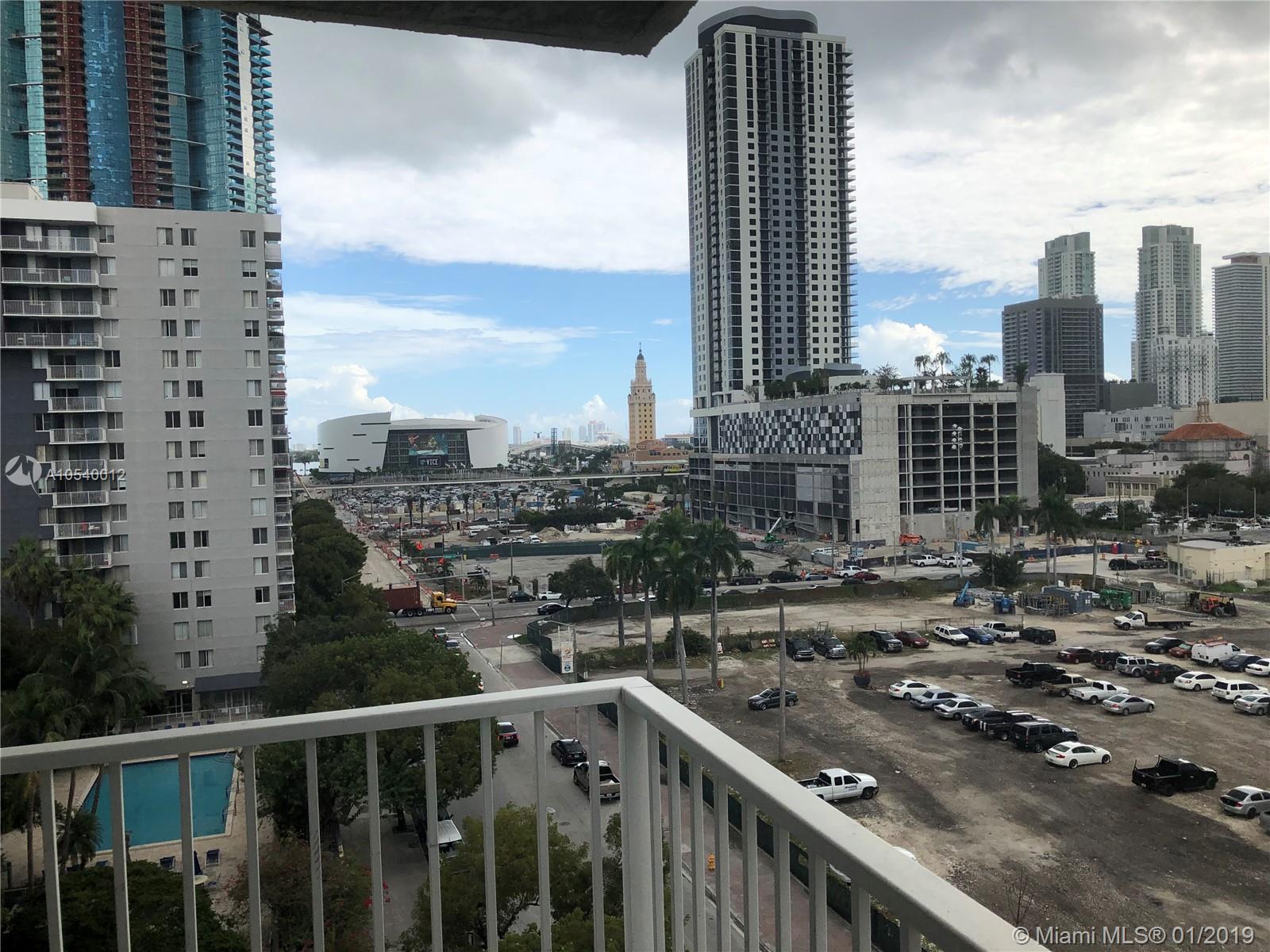 MADISON DOWNTOWN CONDO - Residential Lease