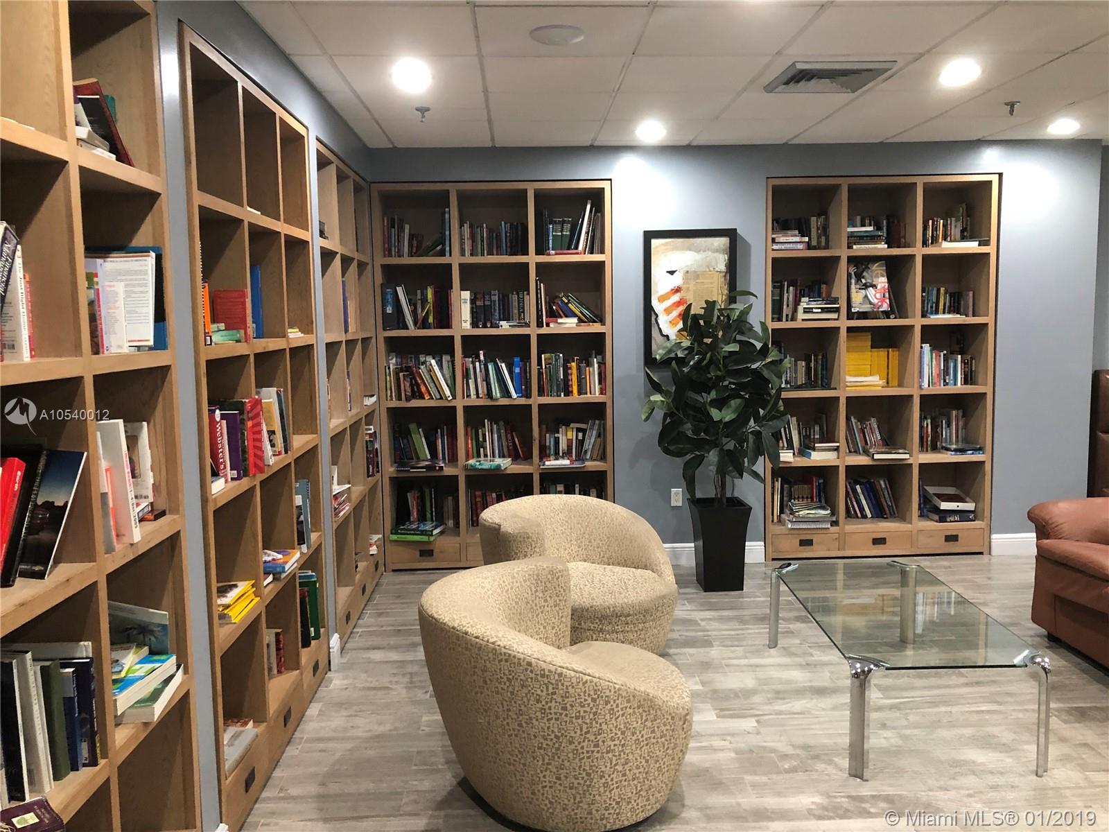 MADISON DOWNTOWN CONDO - Residential Lease