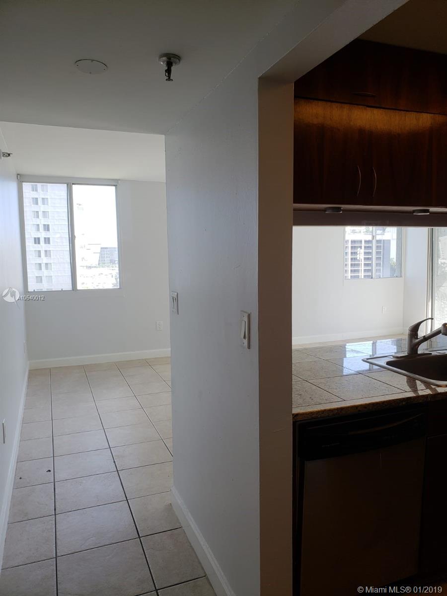 MADISON DOWNTOWN CONDO - Residential Lease