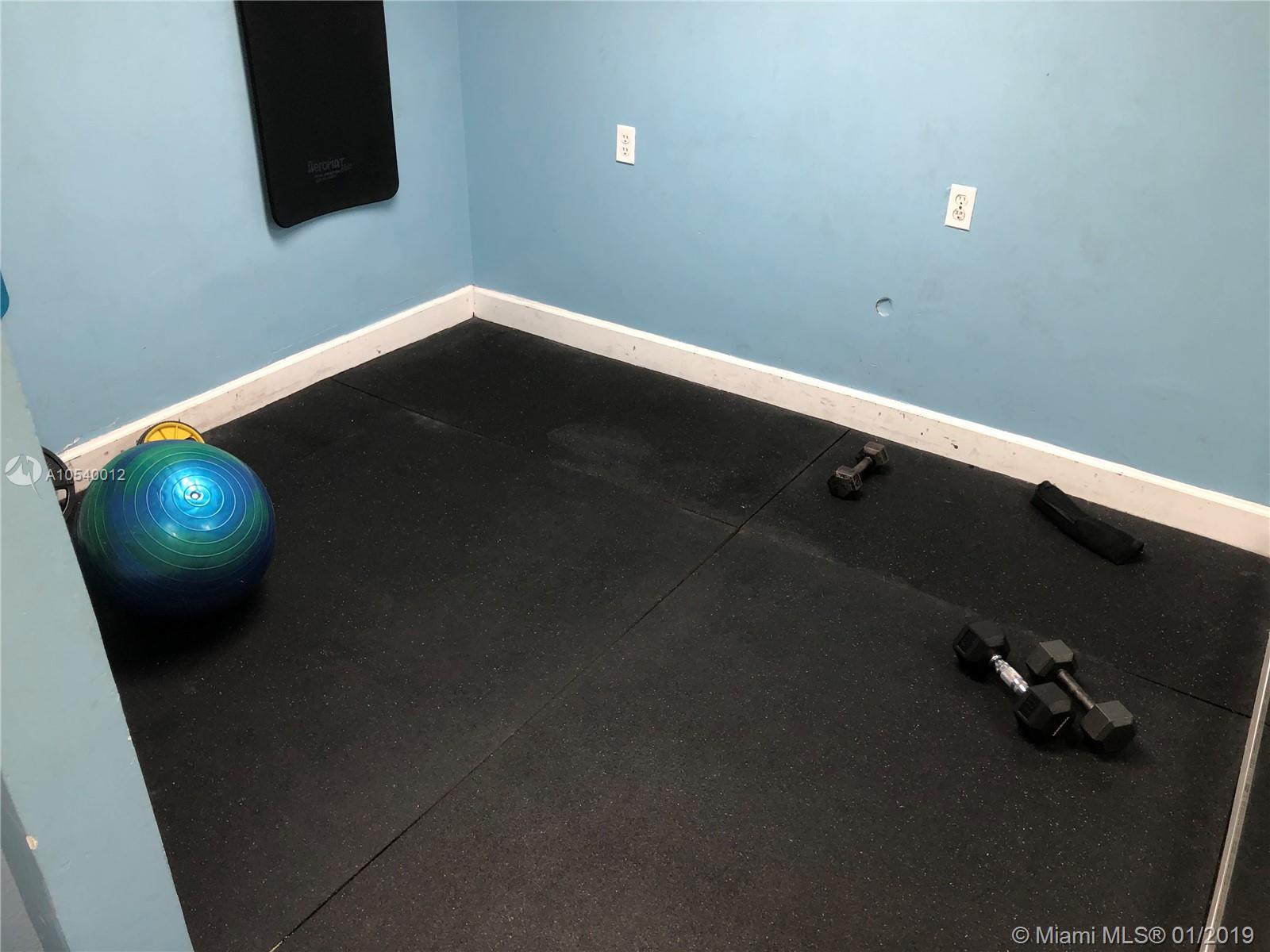 MADISON DOWNTOWN CONDO - Residential Lease