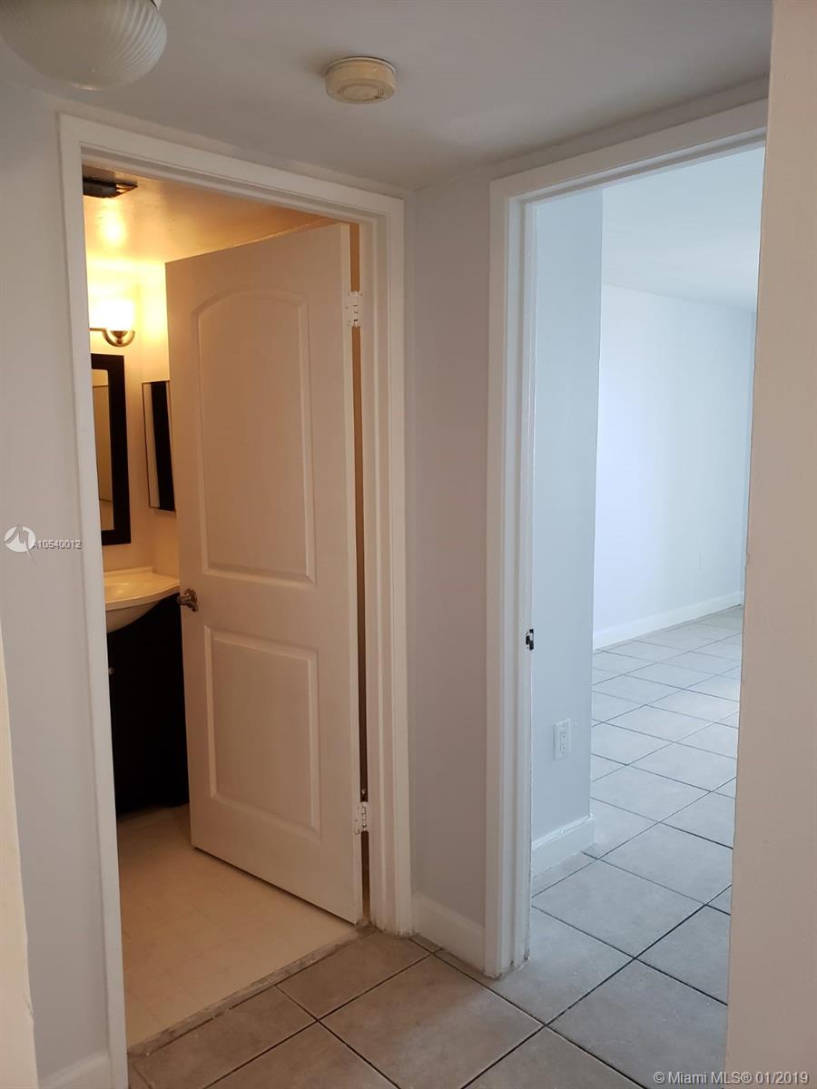 MADISON DOWNTOWN CONDO - Residential Lease