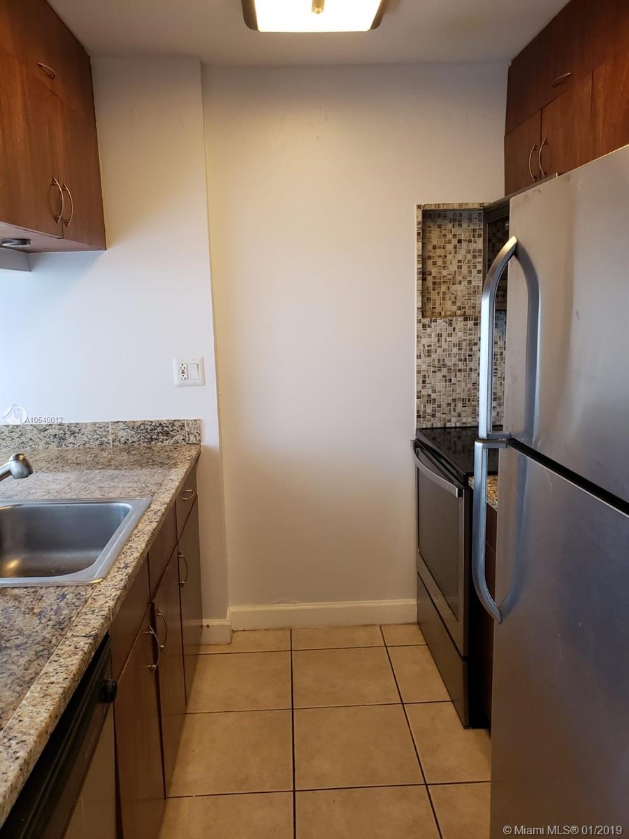 MADISON DOWNTOWN CONDO - Residential Lease