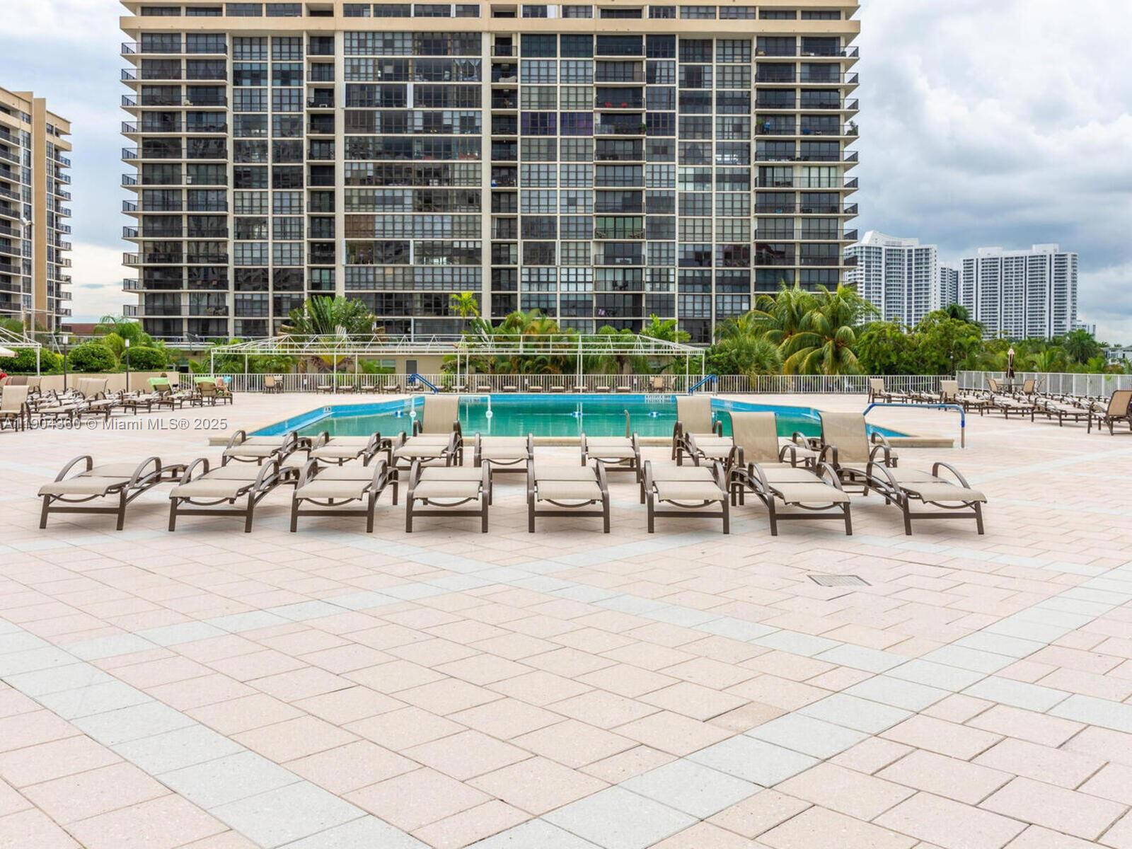 HEMISPHERES CONDO - Residential Lease