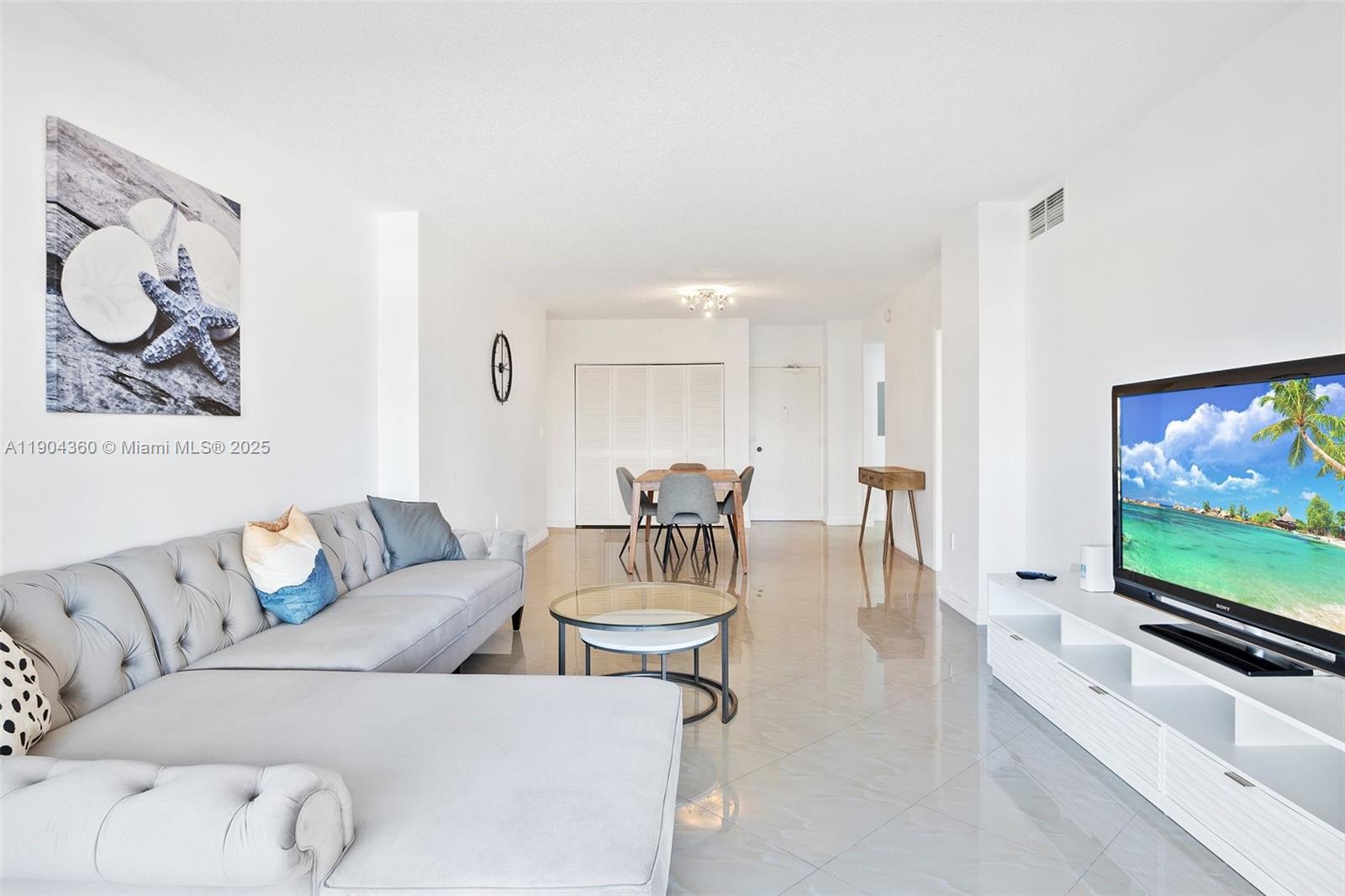 HEMISPHERES CONDO - Residential Lease