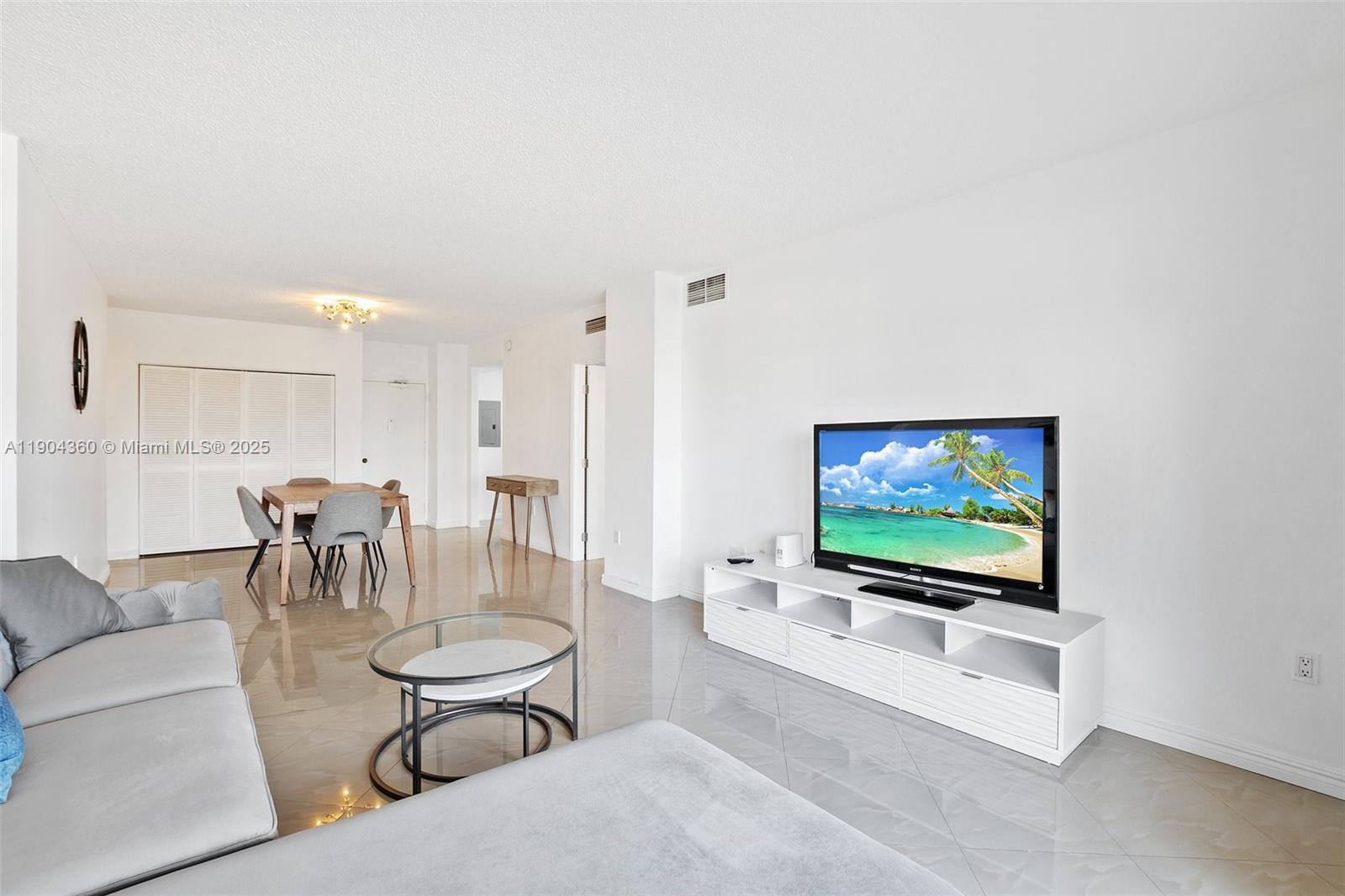 HEMISPHERES CONDO - Residential Lease