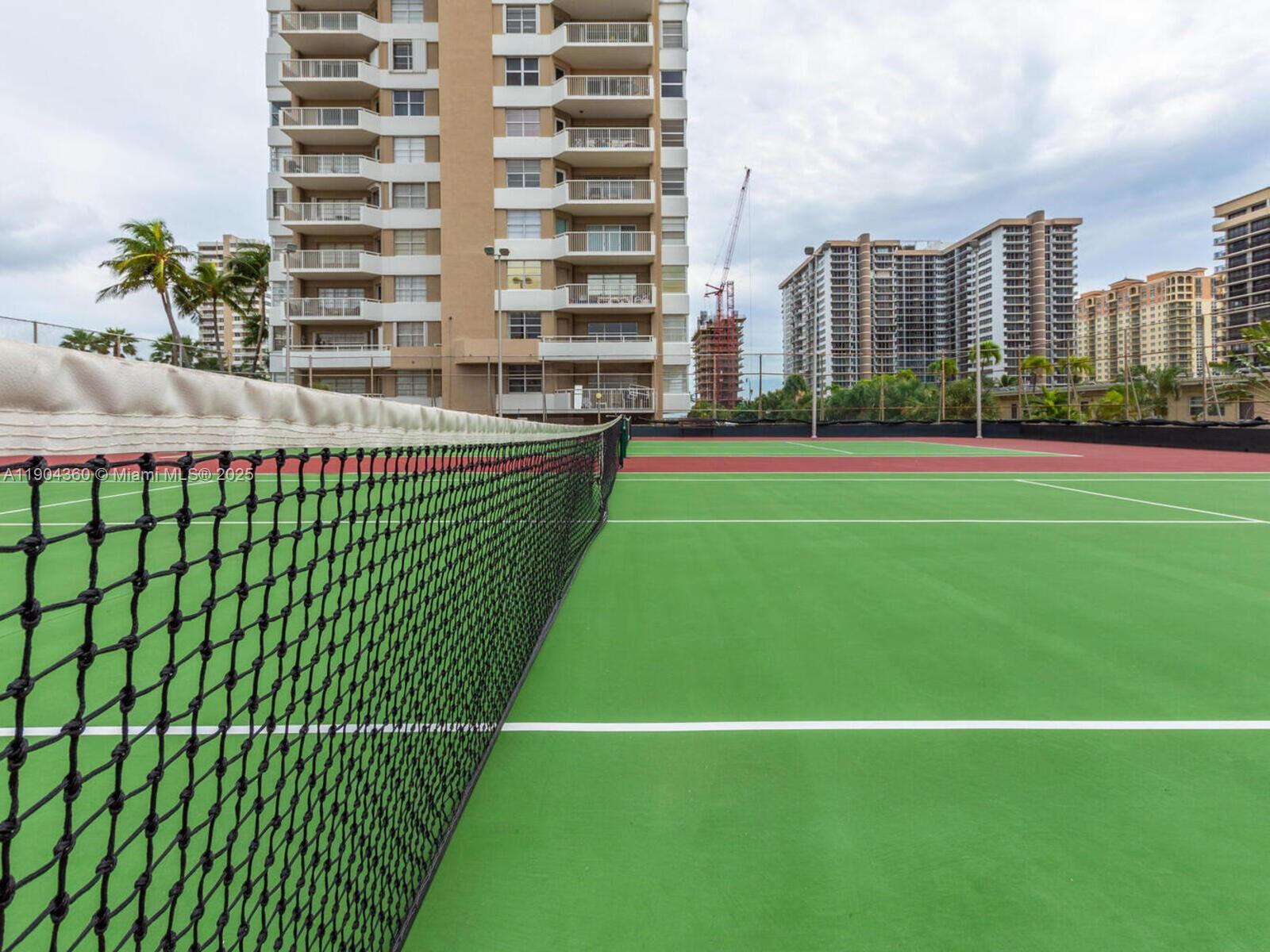 HEMISPHERES CONDO - Residential Lease