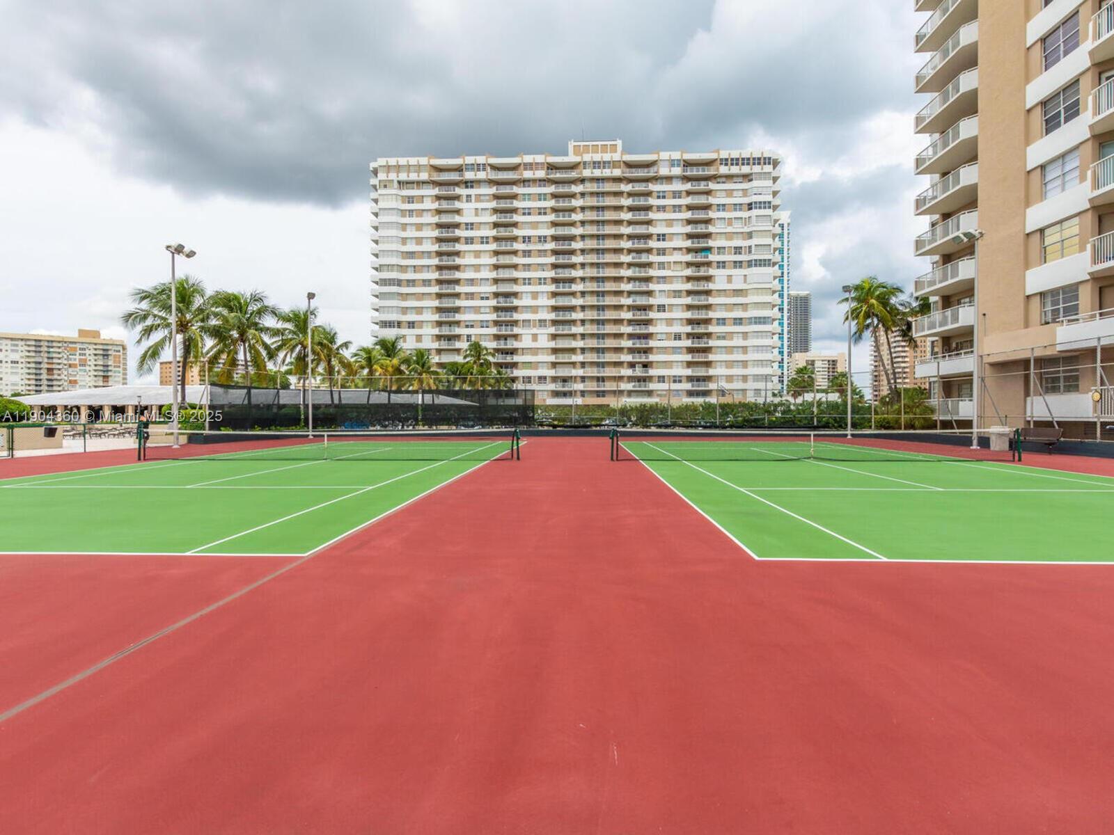 HEMISPHERES CONDO - Residential Lease