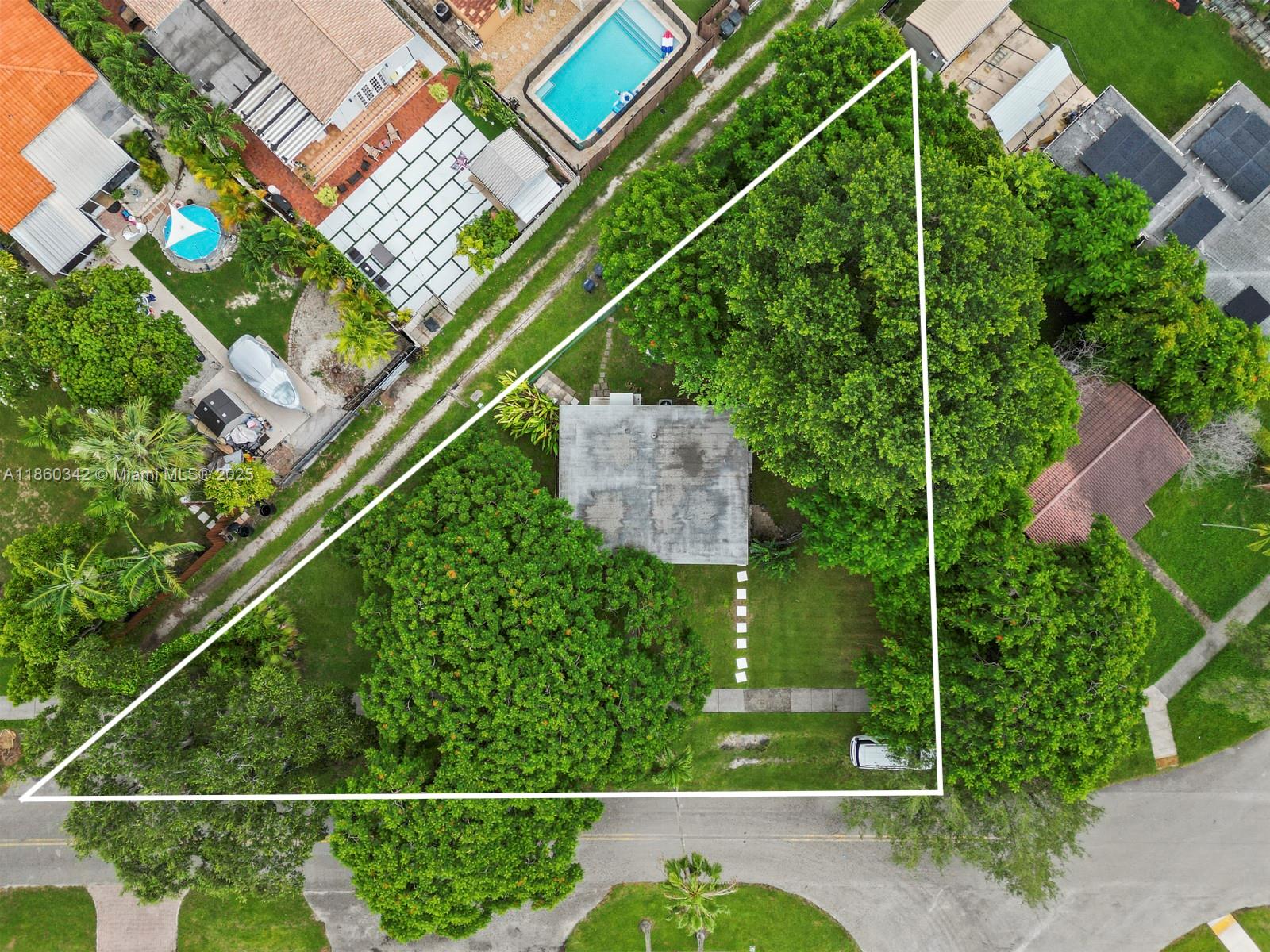 201 Flagler Dr