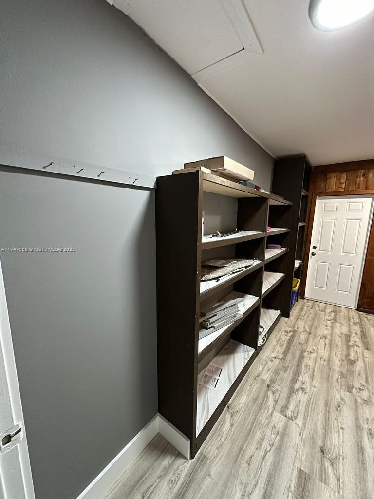 CAM ESTATES - Residential Lease