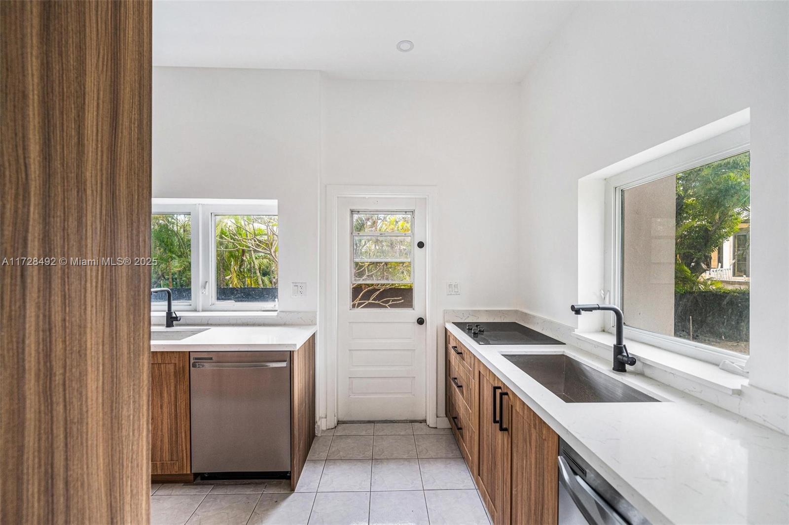 BAL HARBOUR RESIDENTIAL S - Residential