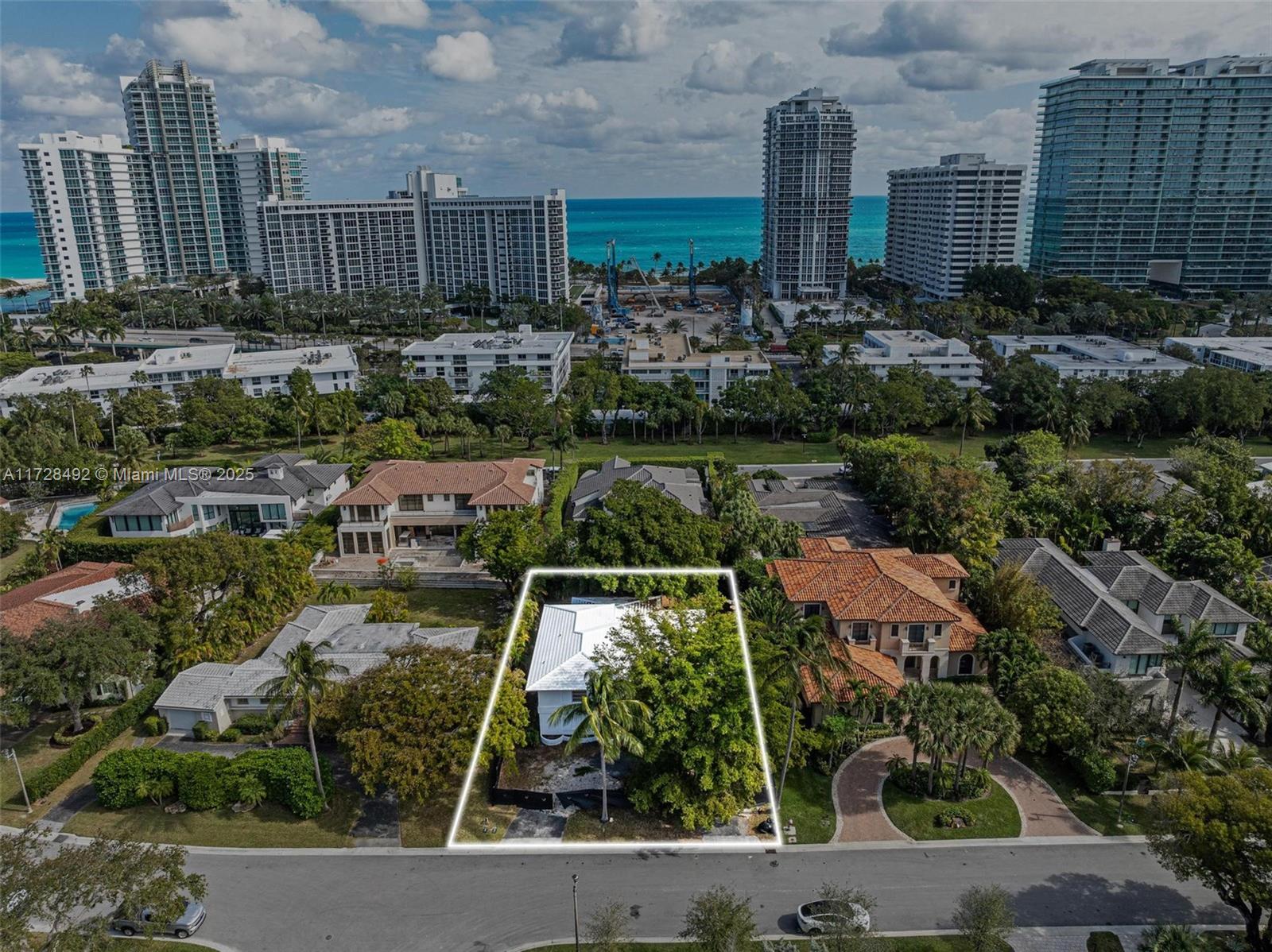 Property for Sale at 253 Bal Cross Dr, Bal Harbour, Miami-Dade County, Florida - Bedrooms: 4 
Bathrooms: 3  - $6,500,000