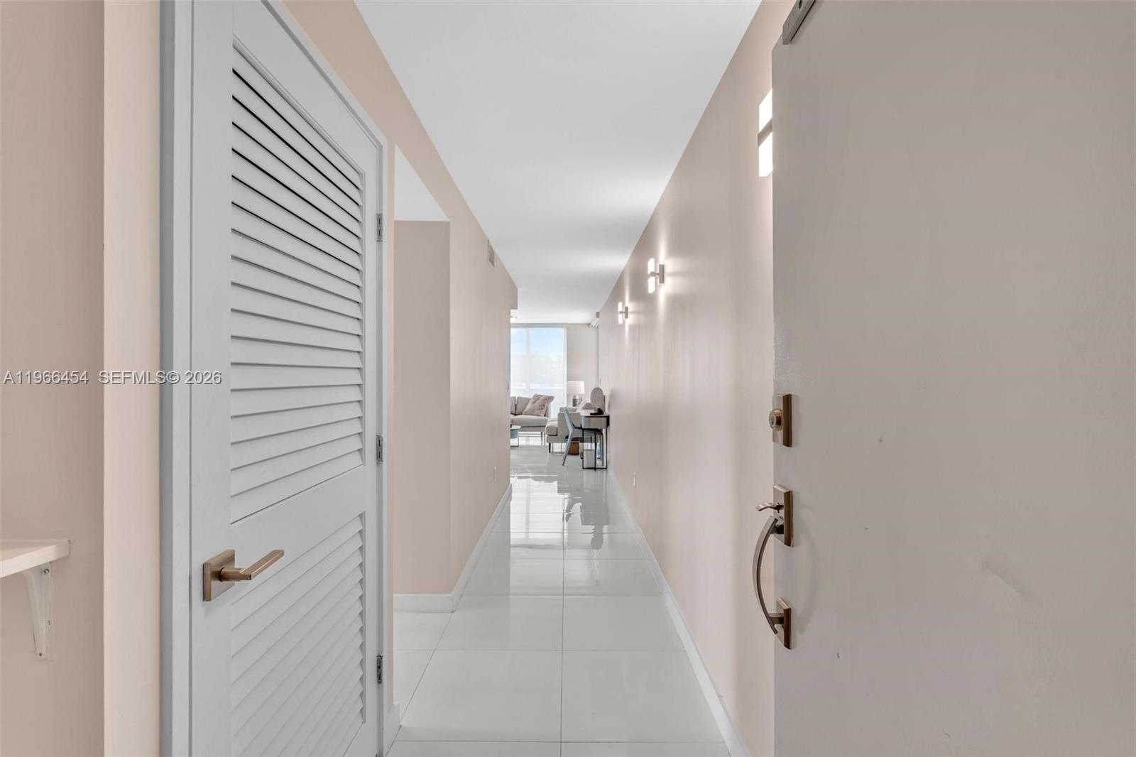 9901 E Bay Harbor Dr 403