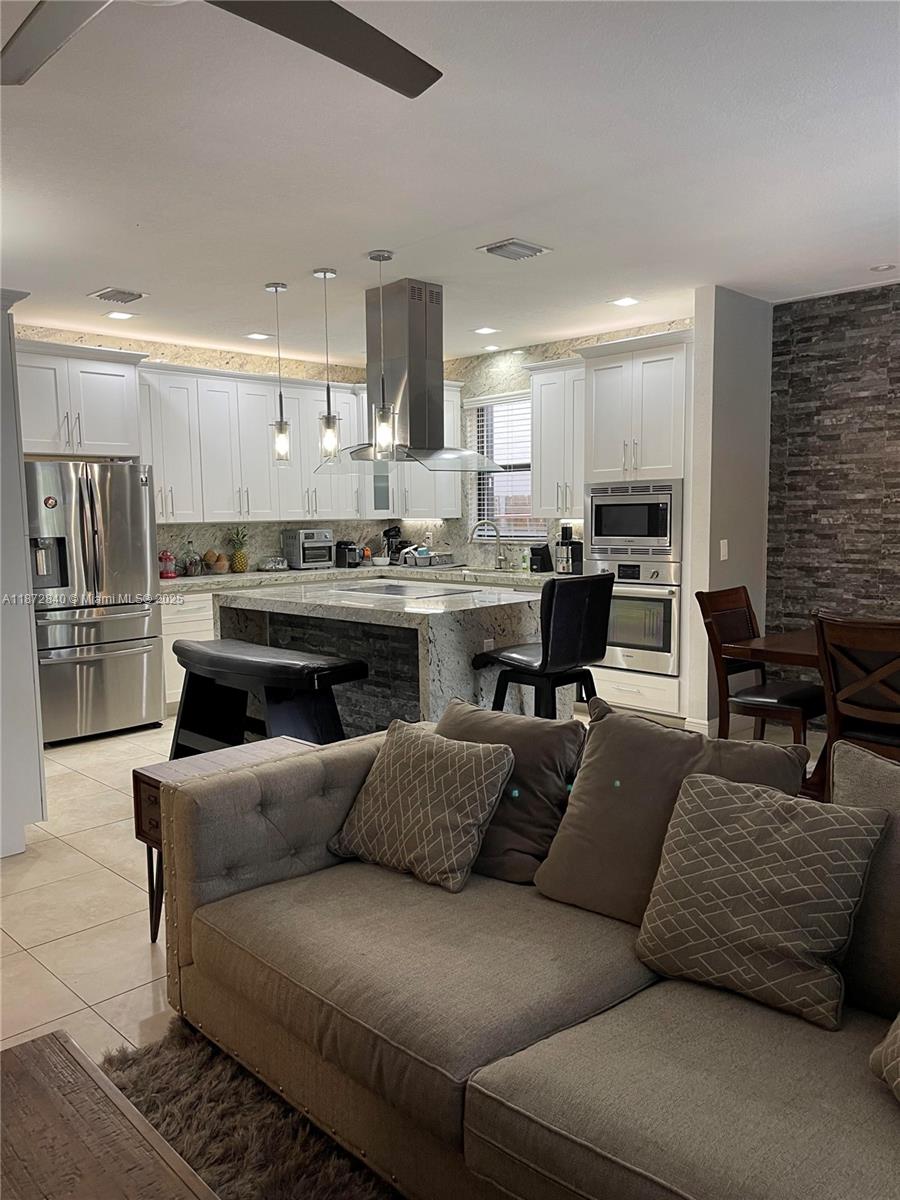 SILVER PALM EAST SEC TWO - Residential