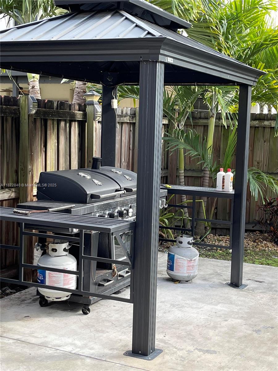 SILVER PALM EAST SEC TWO - Residential