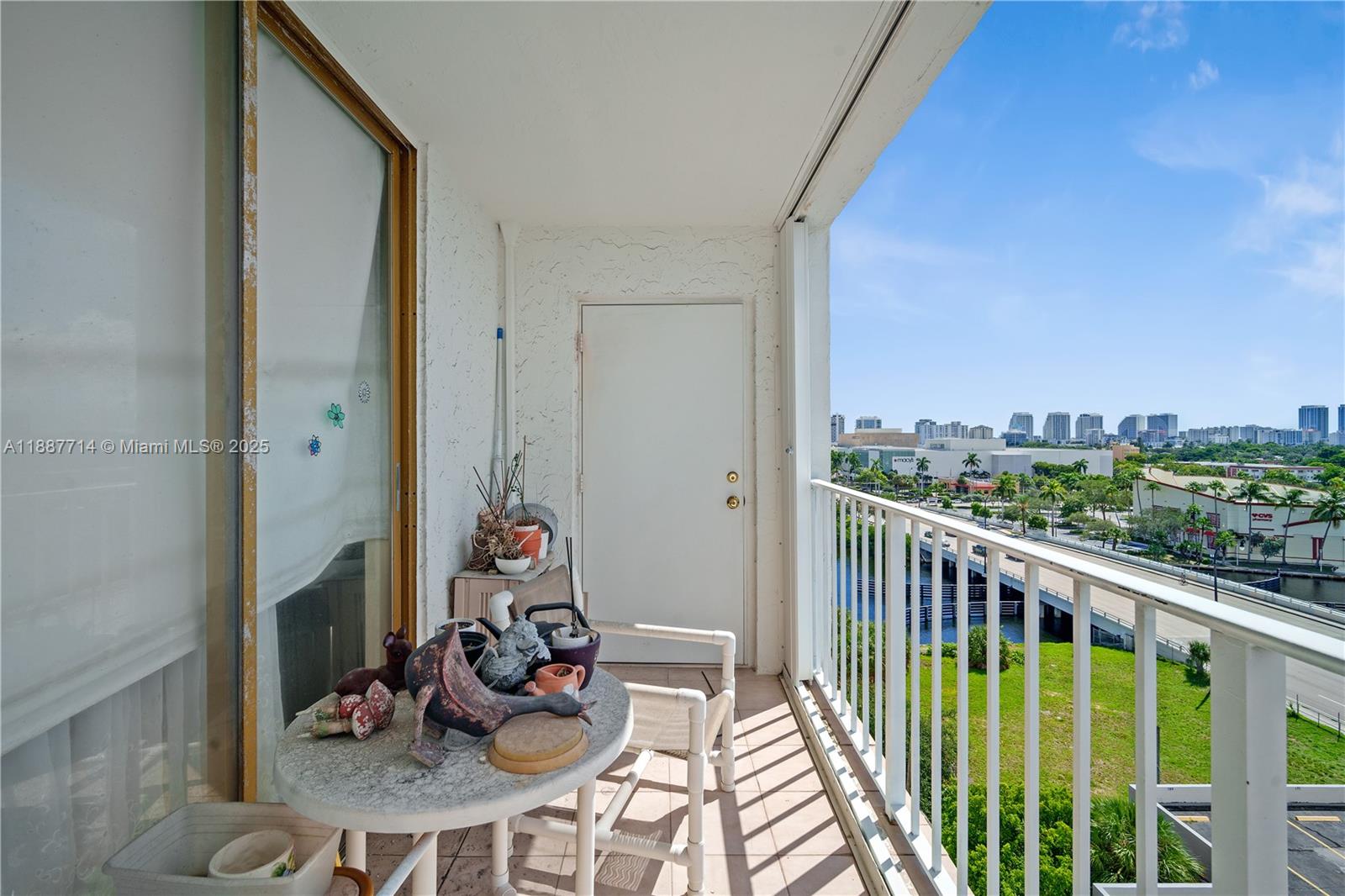 EAST POINT TOWERS CONDO - Residential