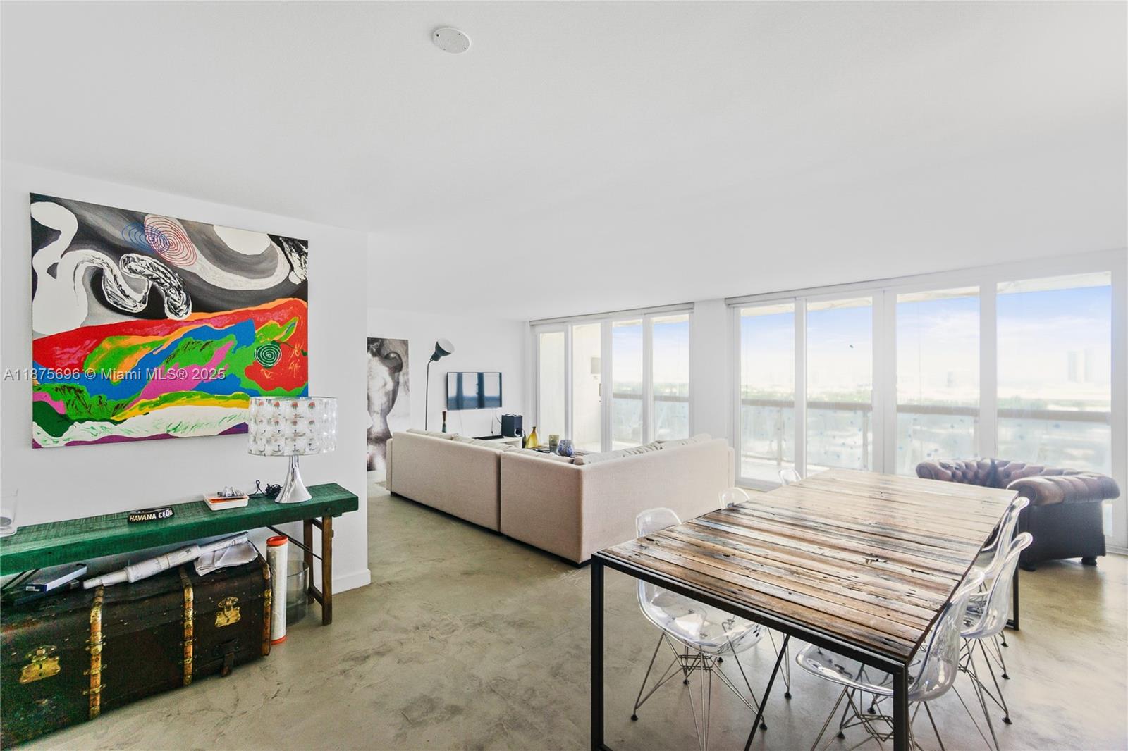 1900 Sunset Harbour Dr 2011