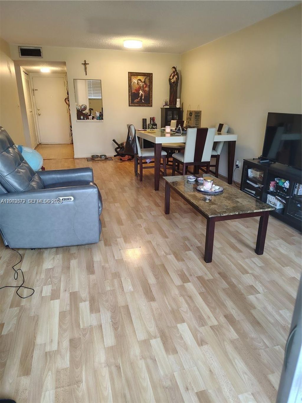 Photo of 7501 NW 16th St #3207, Plantation, FL 33313 (MLS # A12003572)