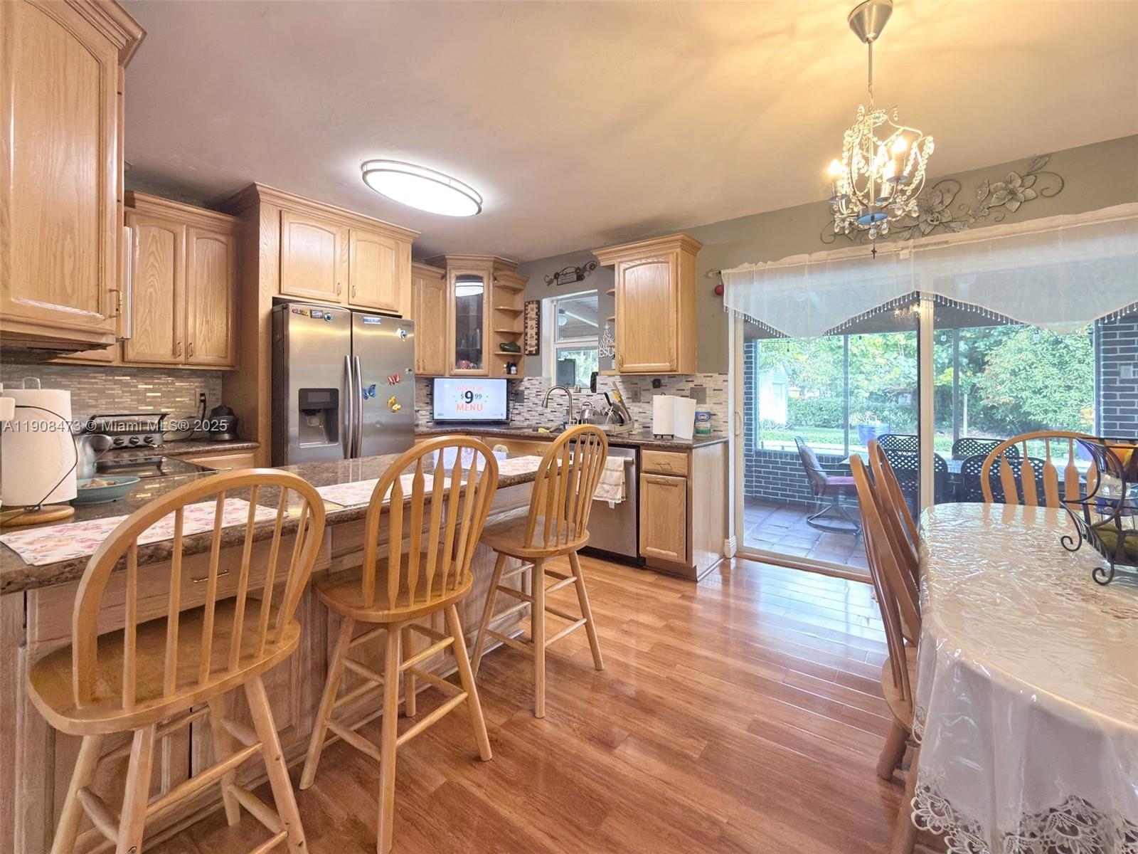 KENDALL ESTATES - Residential