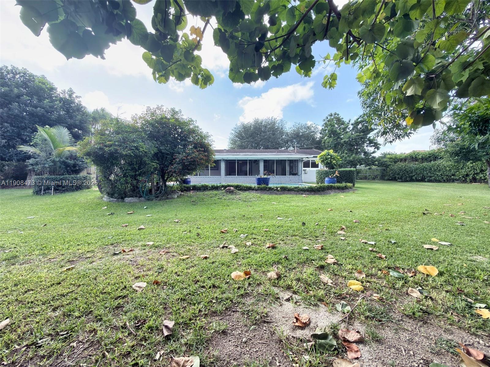 KENDALL ESTATES - Residential